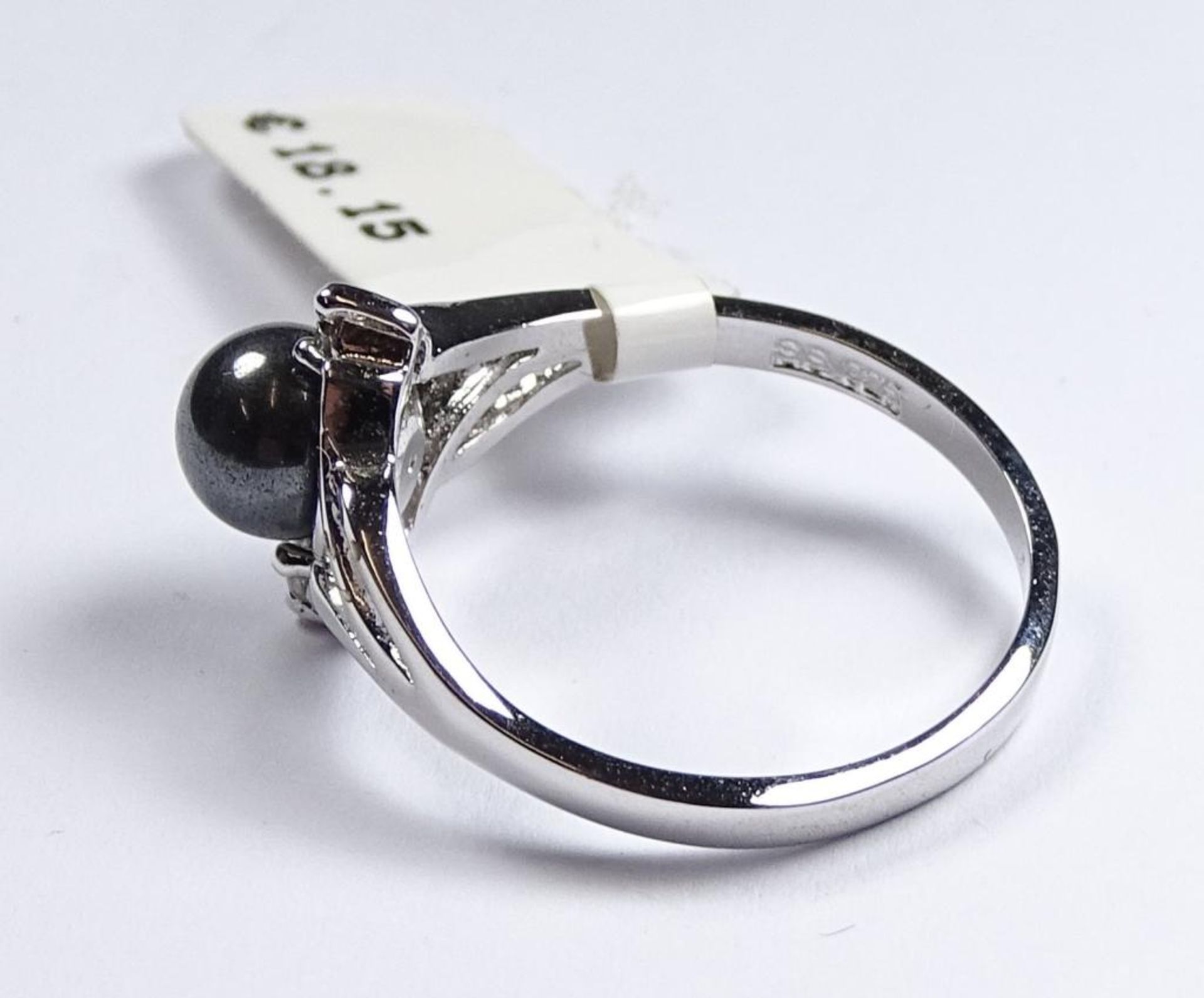 Ring,Silber -925- mit Hämatit und Zirkone,2,7gr.,RG 53,Neu und ungetragen aus Juweliersauflösu - Bild 2 aus 3