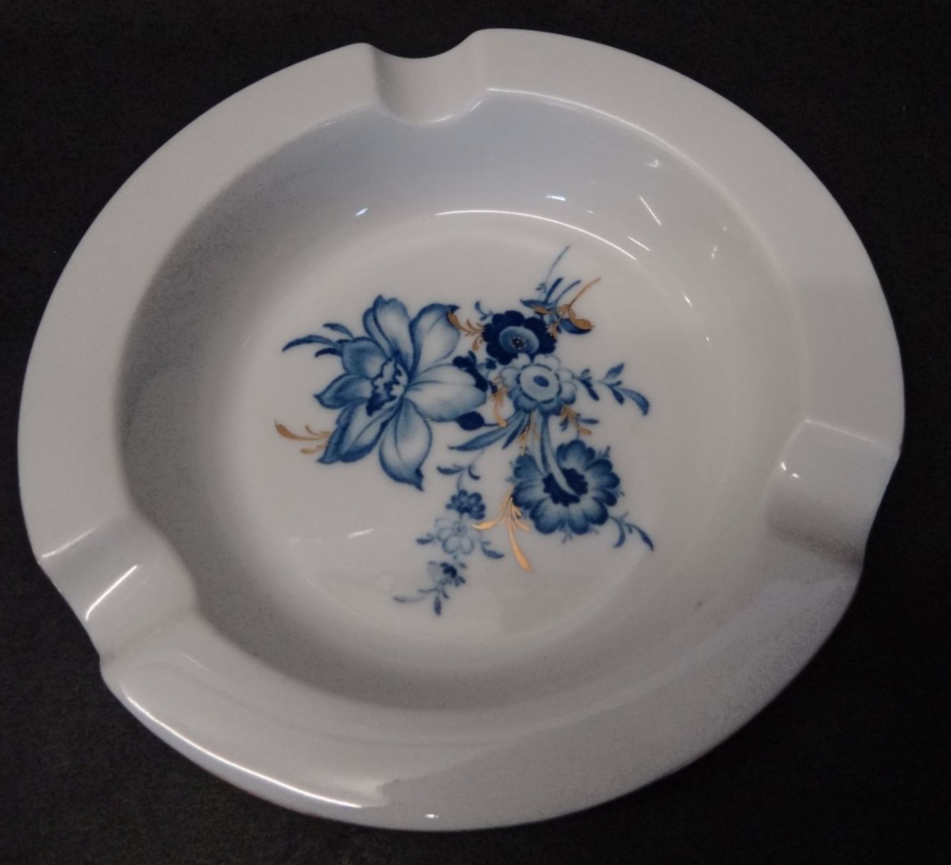 Aschenbecher "Meissen" Aquatinta mit Gold, D-12 cm