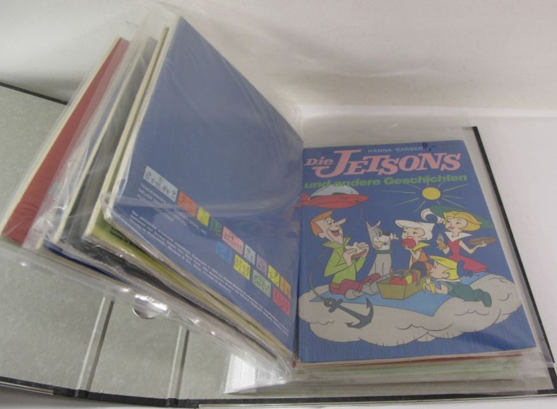 Ordner mit 10 Comics "Die Jetsons", 2x 1971 und 8x1972