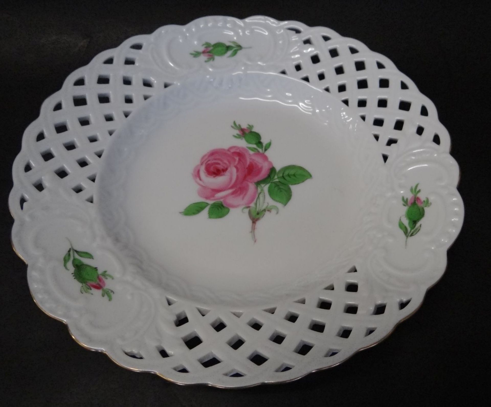 Teller mit Durchbruchrand "Meissen" Rose, D-18 cm