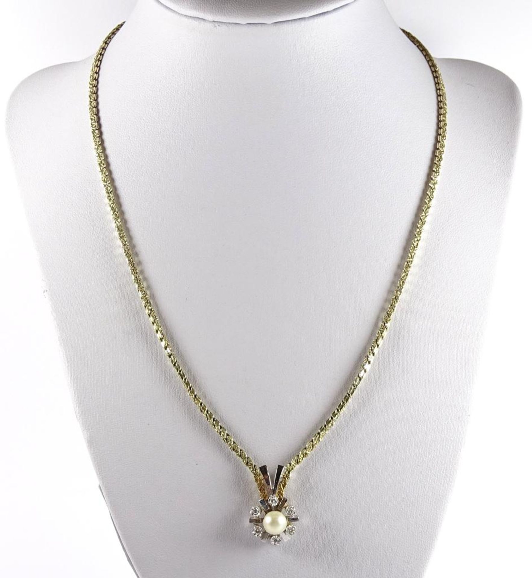 Massives Bicolor Gold Collier 585/000, mit 6 Diamanten und Perle, ges.gew. 20,3gr., L46cm