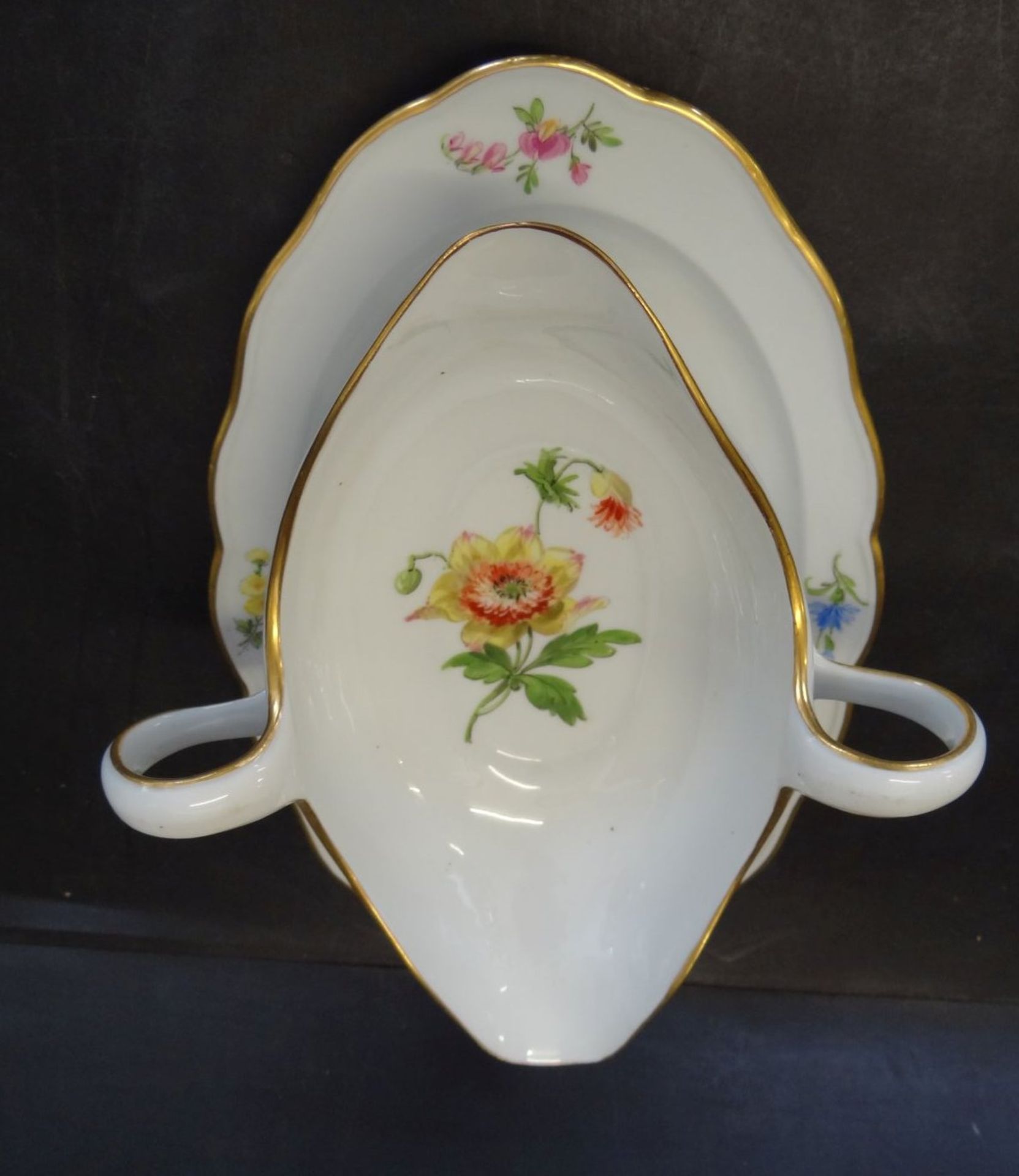 gr. Sauciere "Meissen" Blumenmalerei, 1.Wahl, H-10 cm, 24x16 cm, 1.Wahl - Bild 3 aus 5