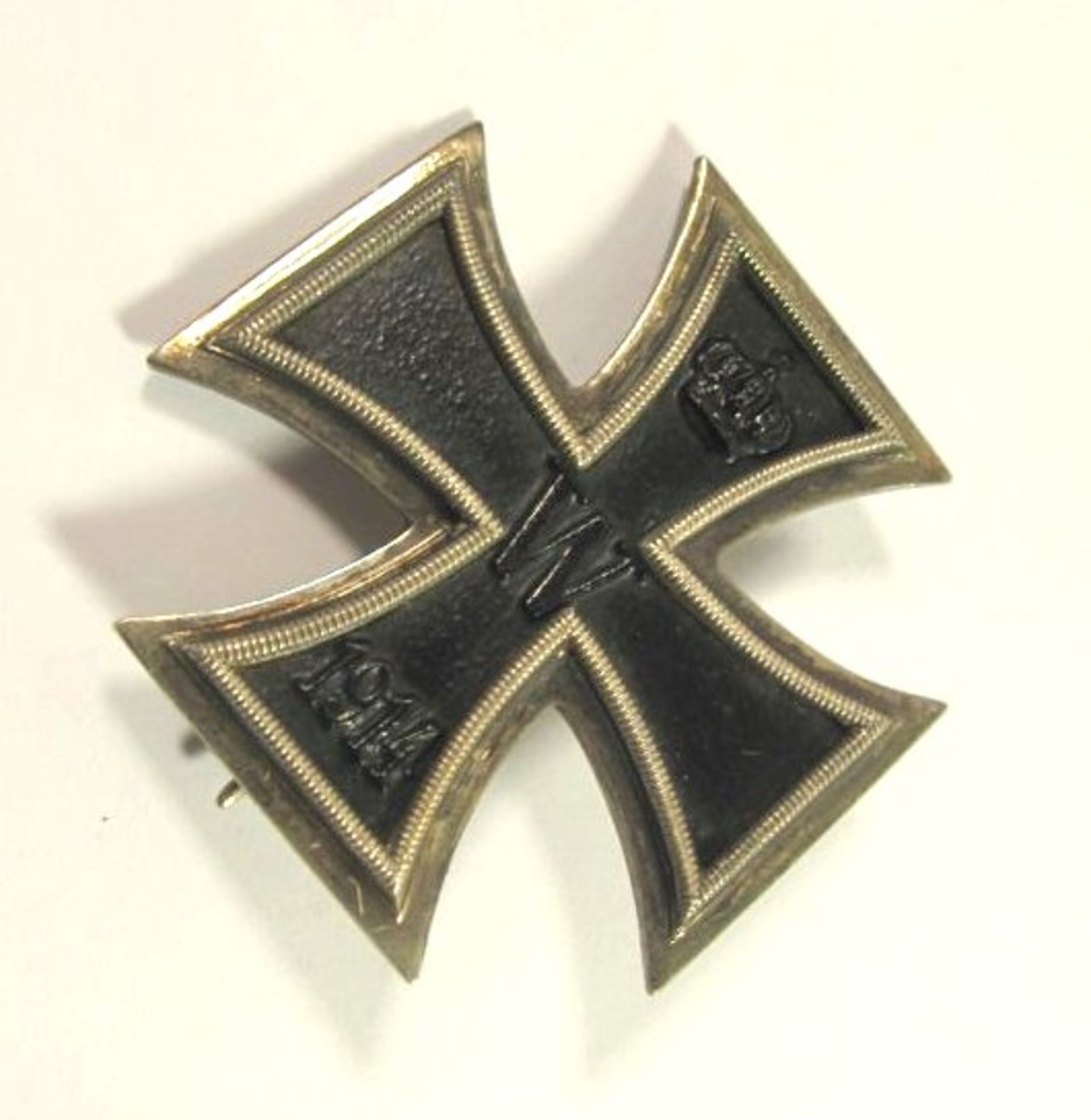 Eisernes Kreuz, 1. Kl., 1. WK, Hersteller "S.W.", Nadelsystem mit Lötstelle.