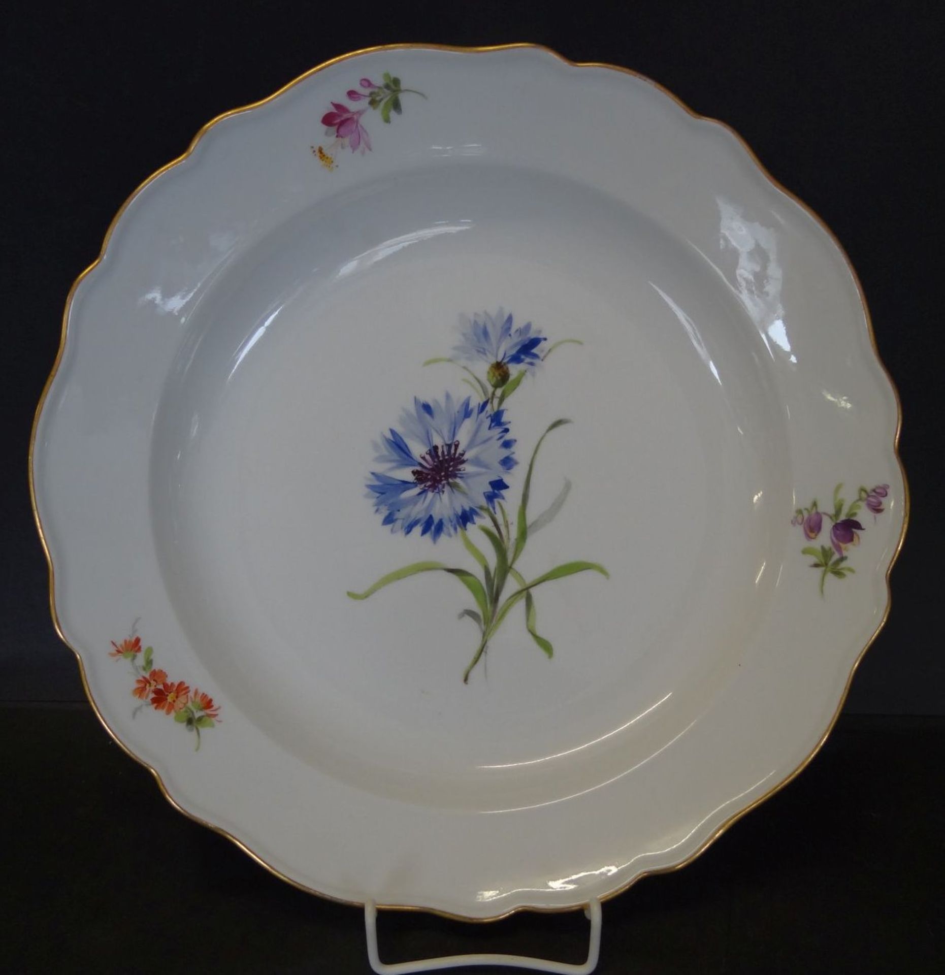 grosse runde Platte "Meissen" Blumenmalerei, D-31 cm, 1.Wahl