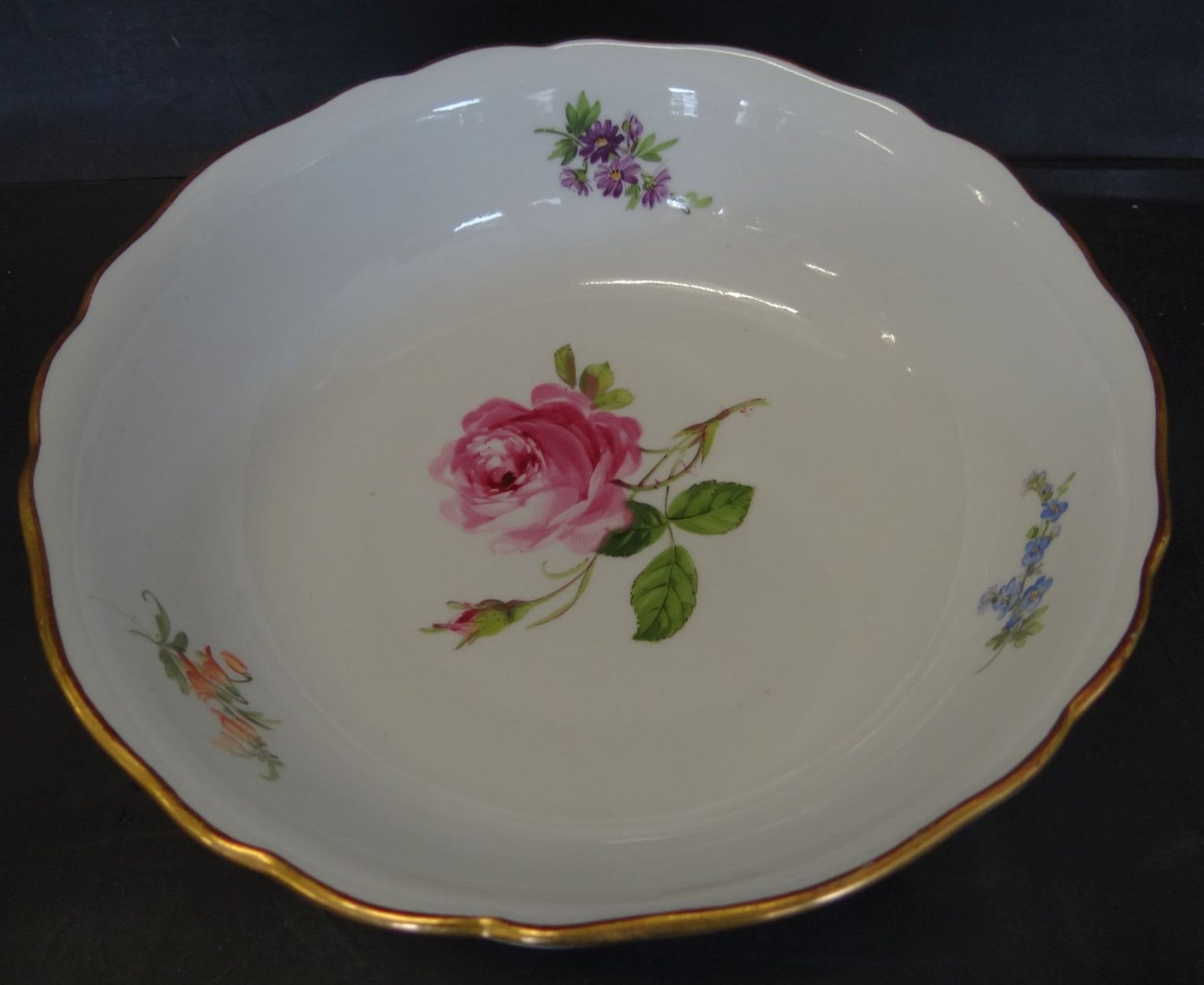 grosse runde Schale "Meissen" Blumenmalerei, H-7 cm, D-22 cm, 1.Wahl