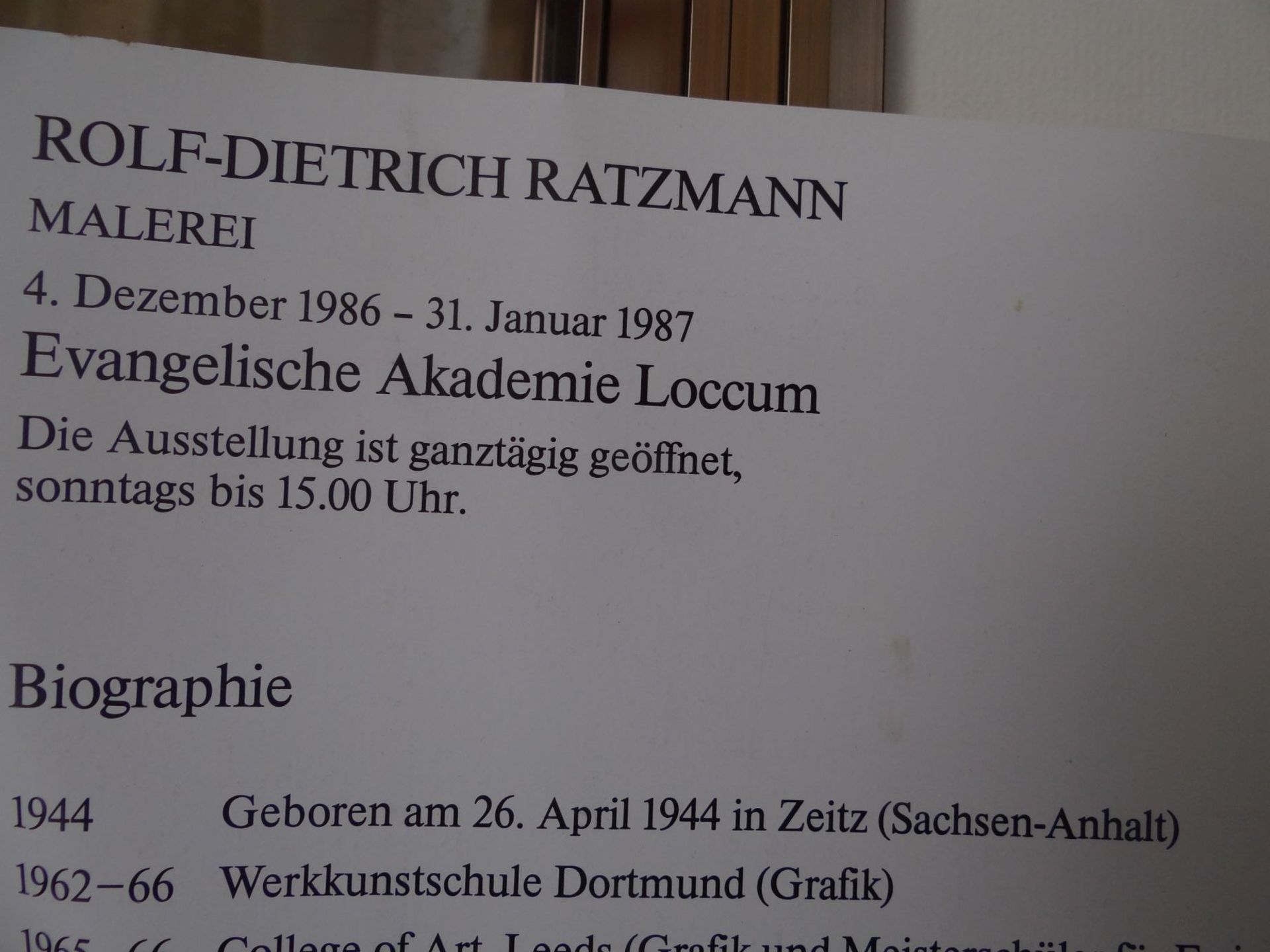 Rolf Dietrich RATZMANN (1944-1992) "Am FKK Strand", Öl/Leinen, ger/Glas, verso Ausstellungsbroschüre - Bild 6 aus 7