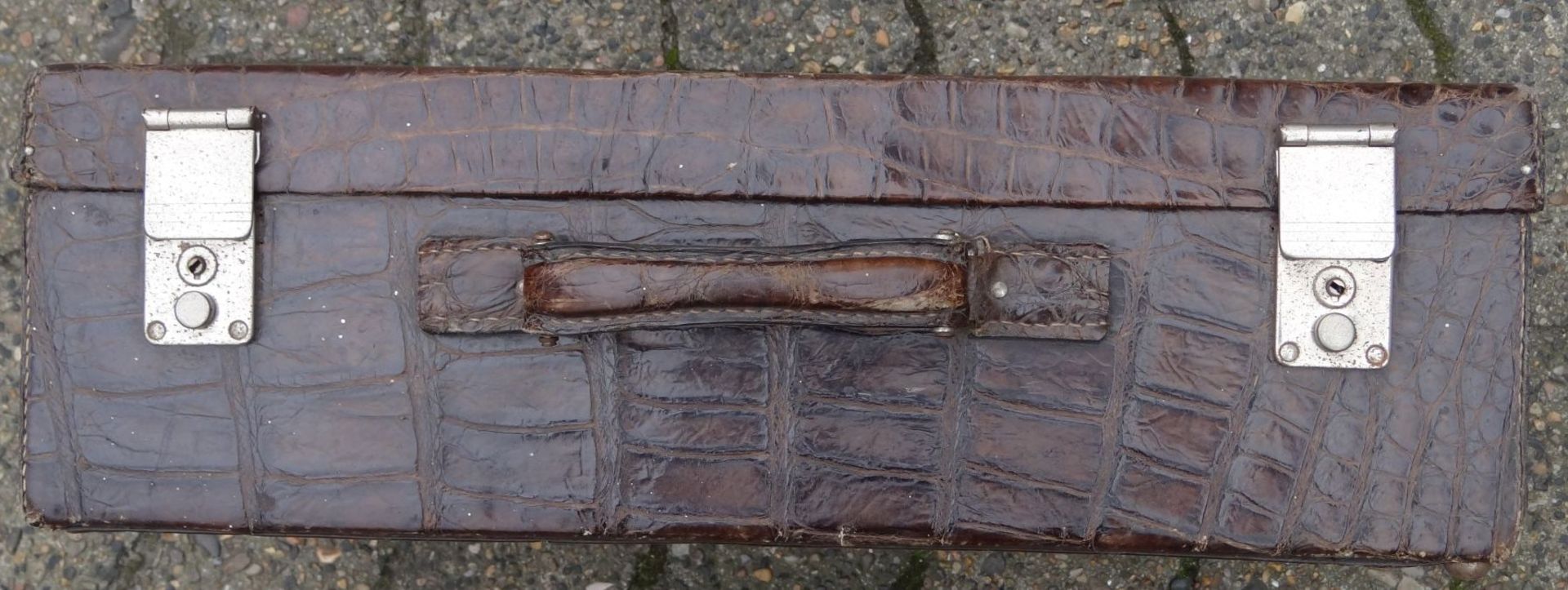 Handkoffer, Krokoleder, Alters-u. Gebrauchsspuren, H-17 cm, 34x50 cm