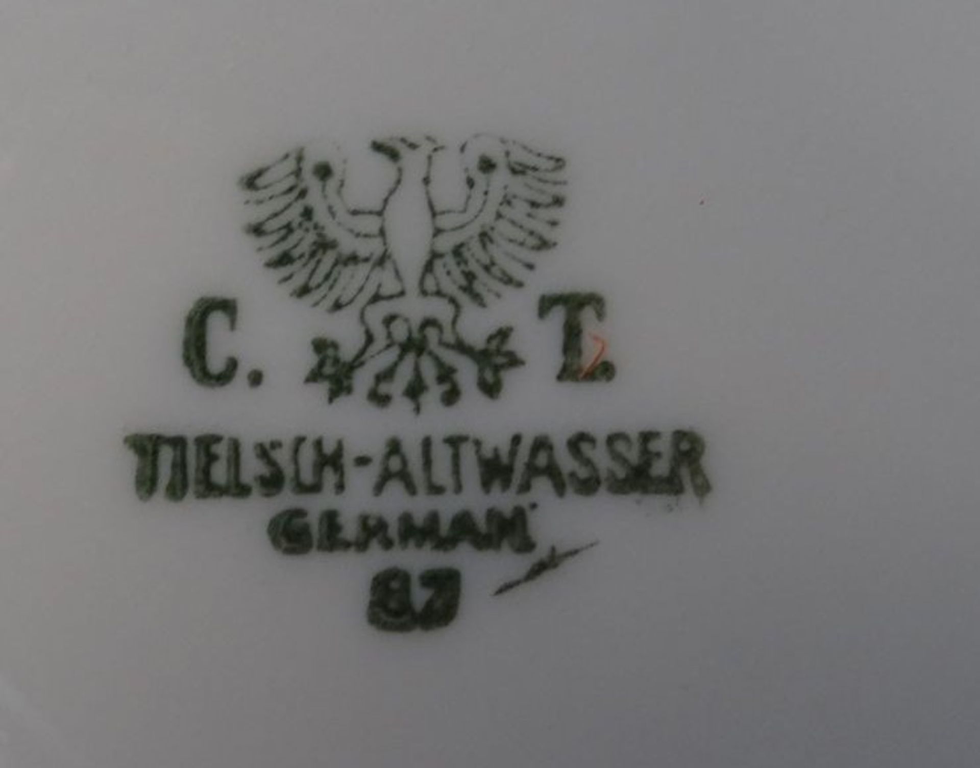 46 Serviceteile, "C. Tielsch" Altwasser, Golddekor, 5 Teile bestossen, rissig etc. - Bild 8 aus 8