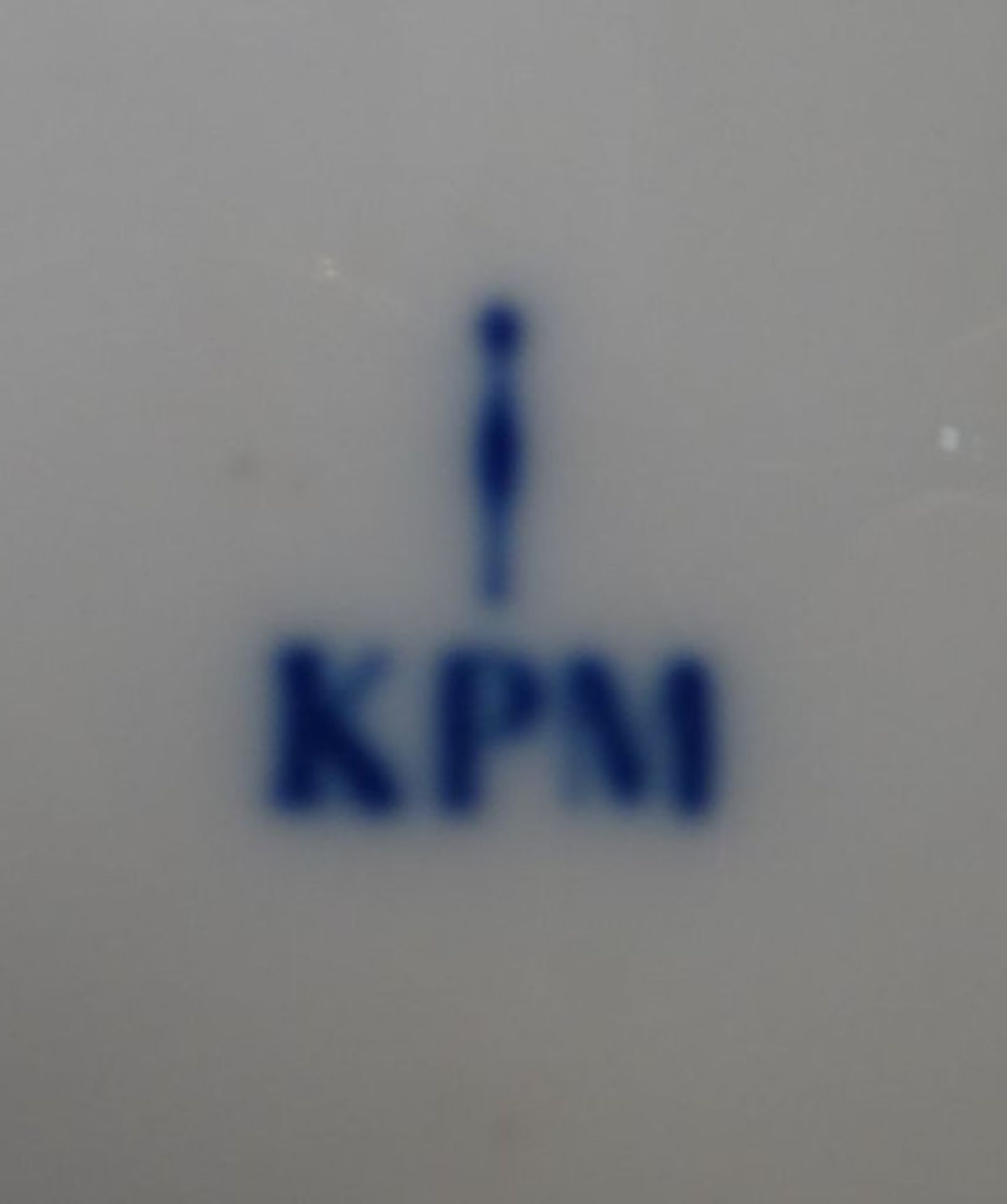 weisse Blattschale "KPM", 16,5x15 cm - Bild 4 aus 4