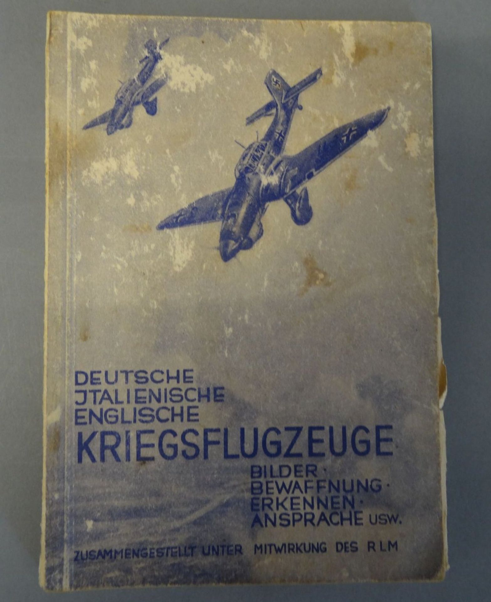 Deutsche, italienische, englische Kriesgsflugzeuge, 1941, PP, 14,5x10 cm, einioge Seiten