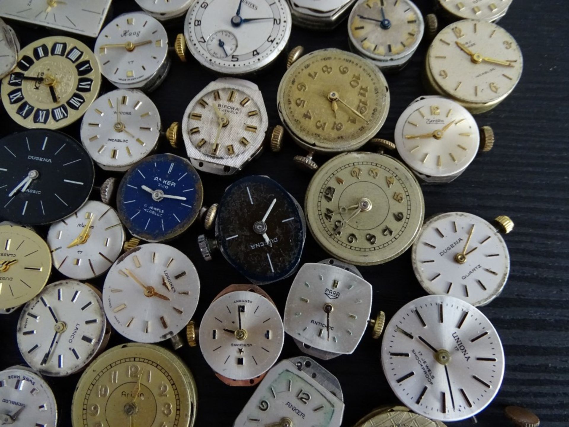 Konvolut diverser Uhrenwerke 100 Stück, Funktion nicht geprü - Bild 4 aus 10