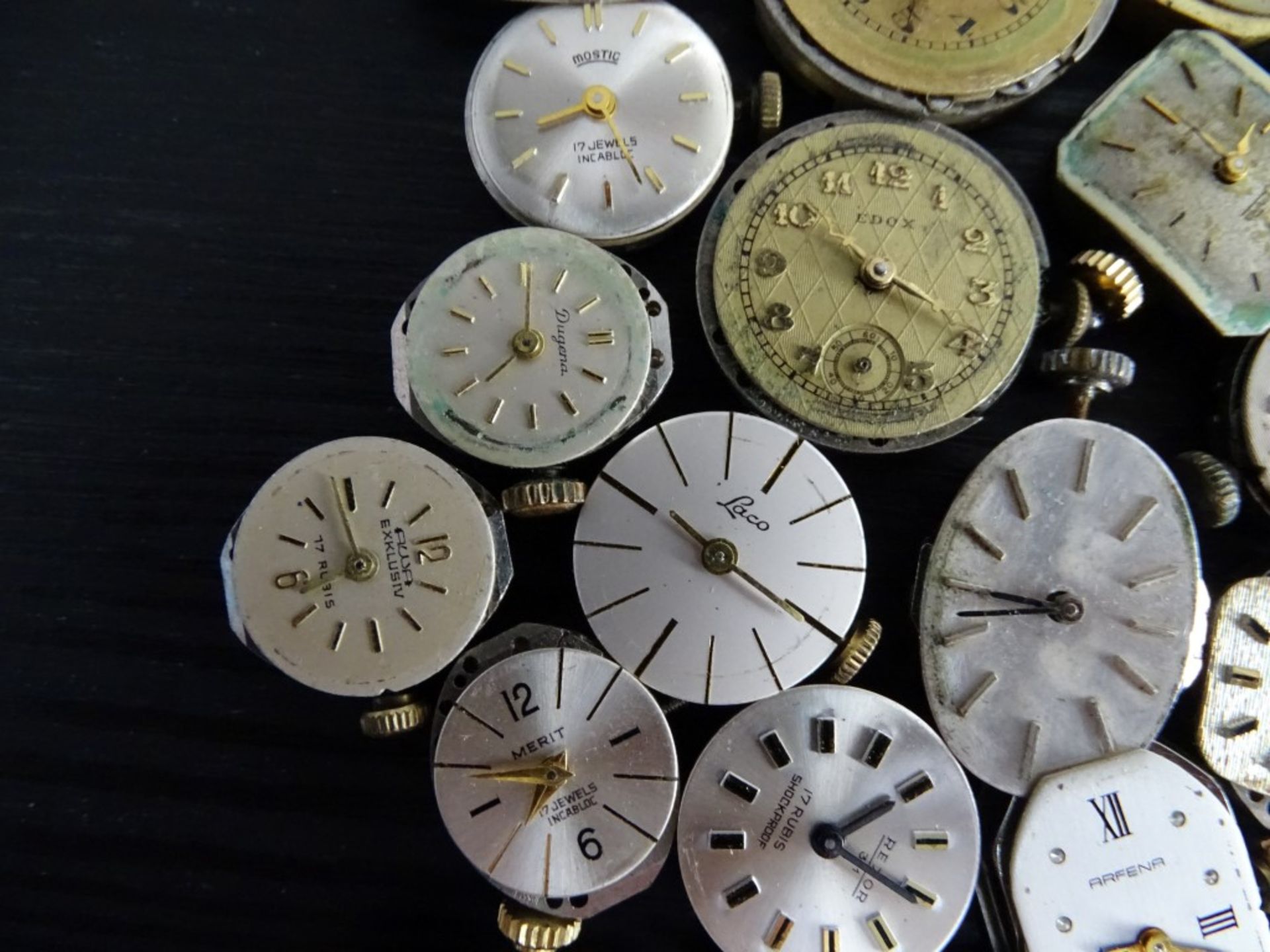 Konvolut diverser Uhrenwerke 100 Stück, Funktion nicht geprü - Bild 8 aus 10
