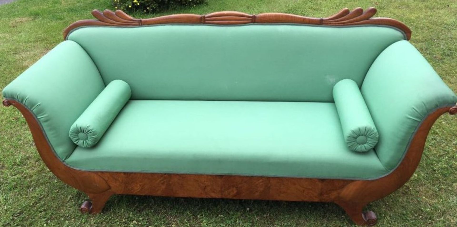 Sofa, Biedermeier, grüner Bezug, leicht restaurierungs bedürftig, H-93cm B-200cm Sh-48cm