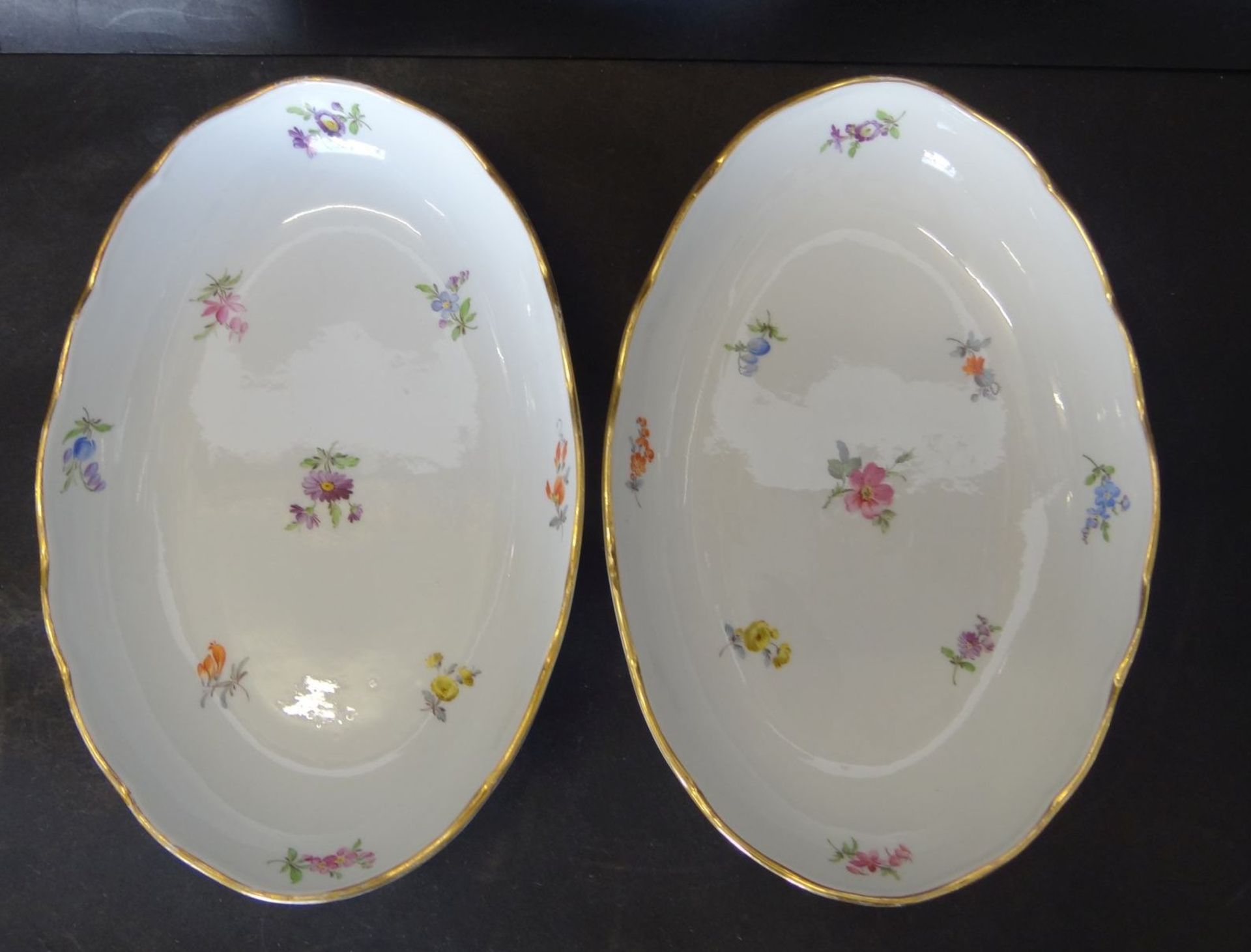 2x ovale Schälchen "Meissen" Streublume, 1.Wahl, , je 23x15 cm