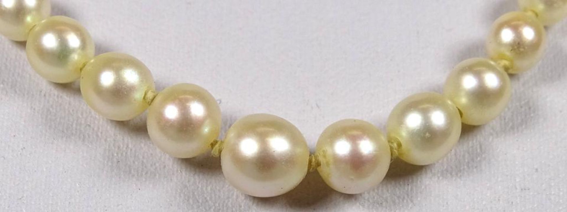 Perlen Halskette mit Bicolor Gold Schliesse -333-,L-42cm,d-2,6-6,5mm,8,6gr. - Bild 2 aus 4