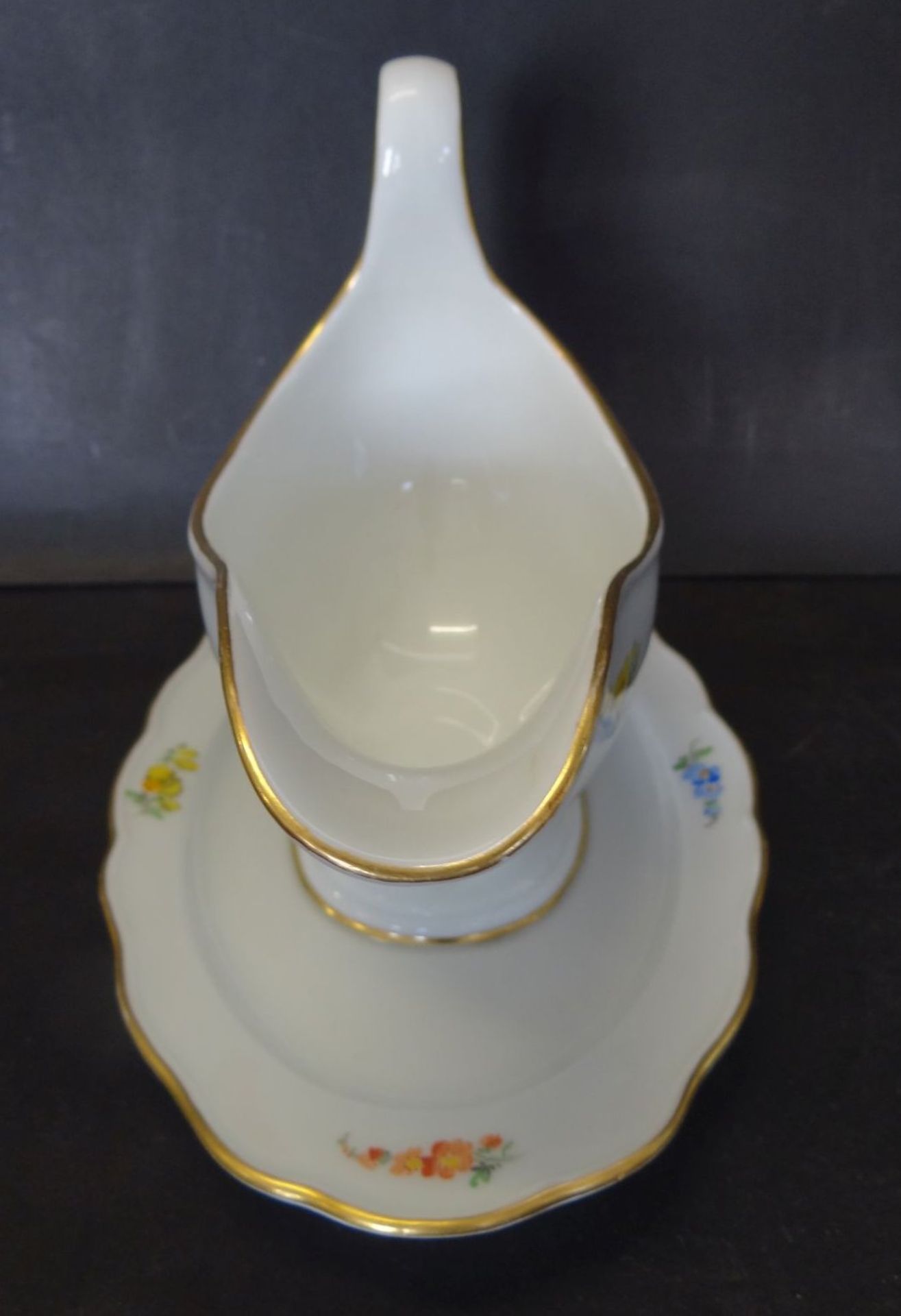 Sauciere "Meissen" Streublume, 1.Wahl, , Knaufschwerter, 19.Jhd., H-14 cm, L-20 cm - Bild 3 aus 5