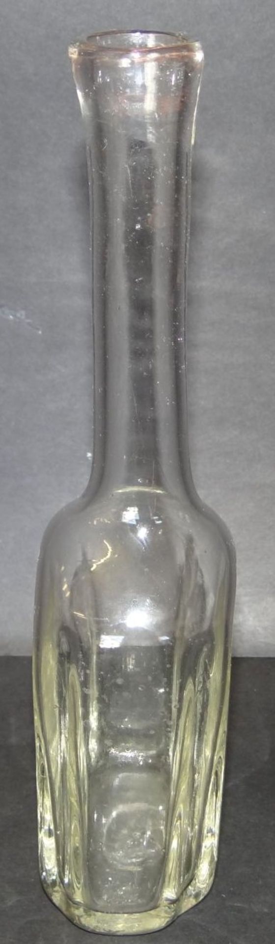 kl. Glasflasche, wohl 18/19. Jhd., Abriss, H-21 cm - Bild 5 aus 5