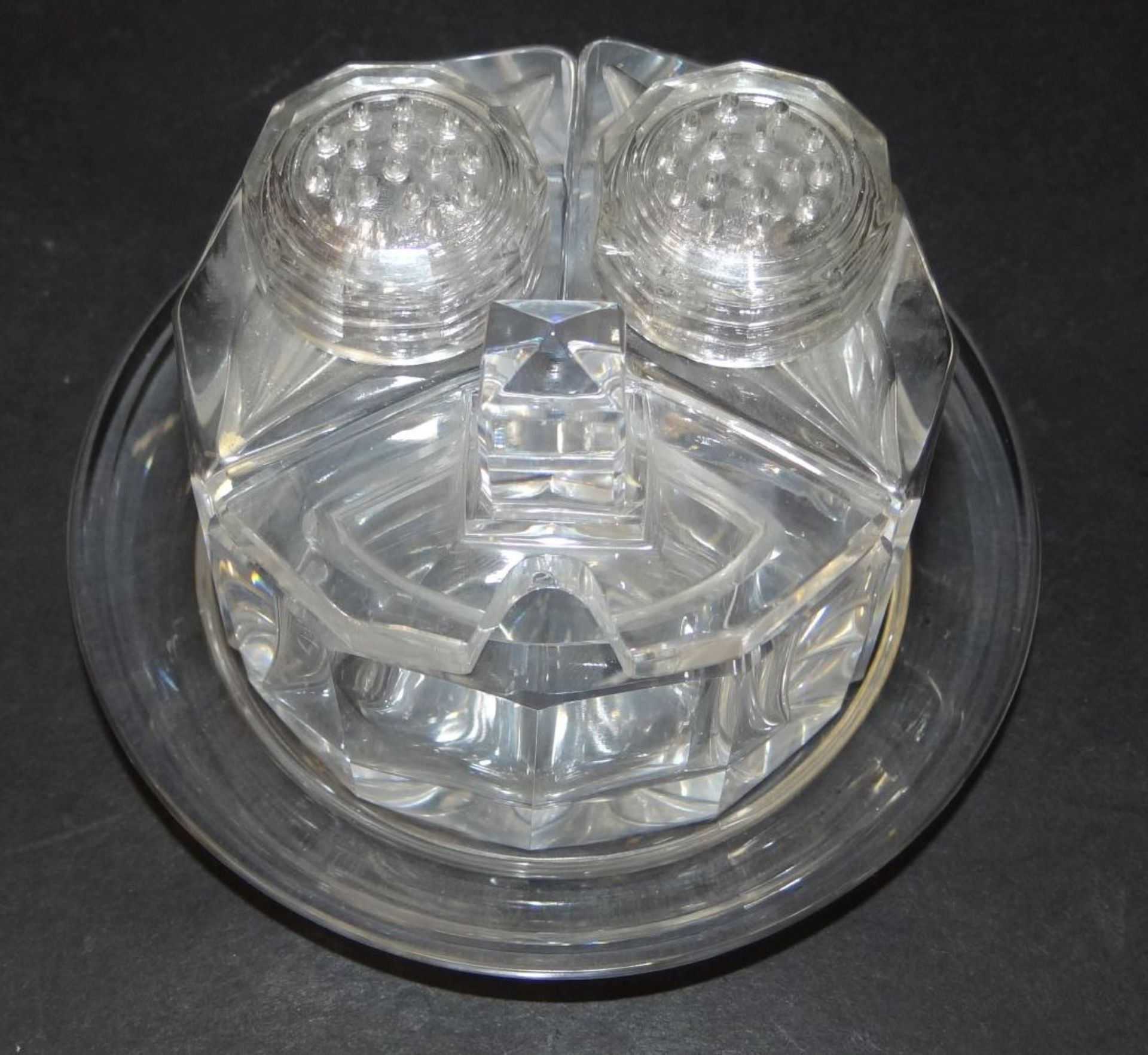 Kristall-Menage auf runden Tablett, H-6,5 cm, D-10 cm