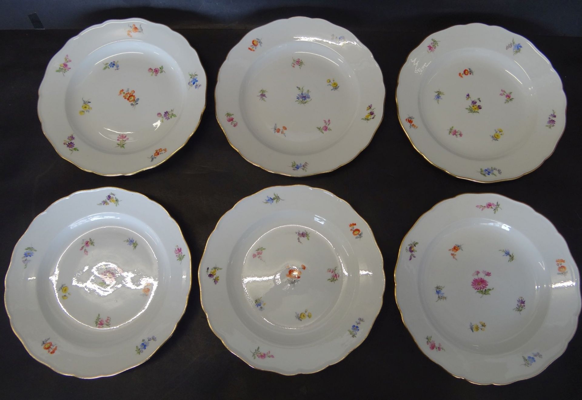 6x flache Teller "Meissen" Streublümchen, 1.Wahl, D25 c