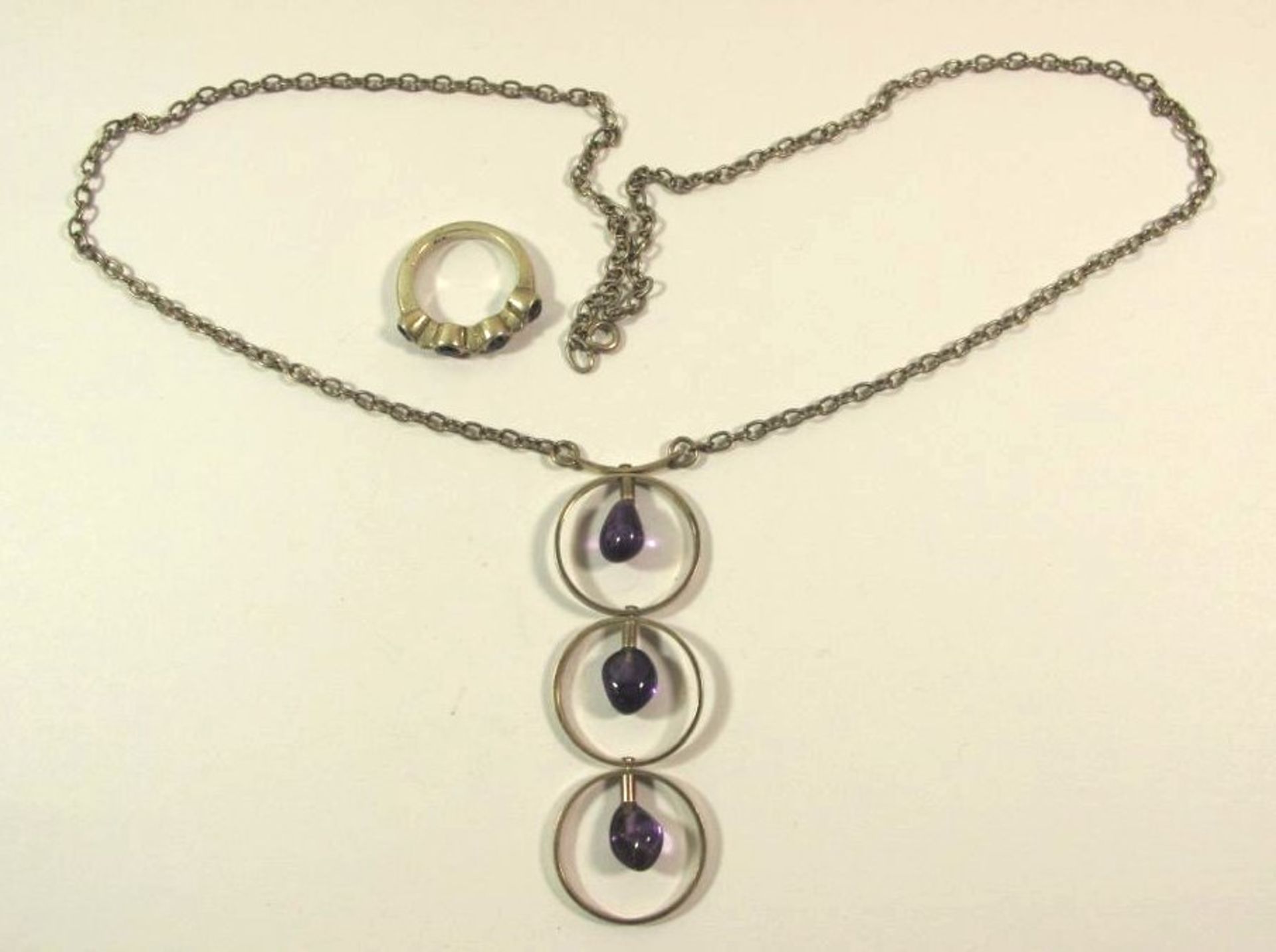 Collier und Ring, Silber mit Amethyste, zus. 23,6g, RG 58.