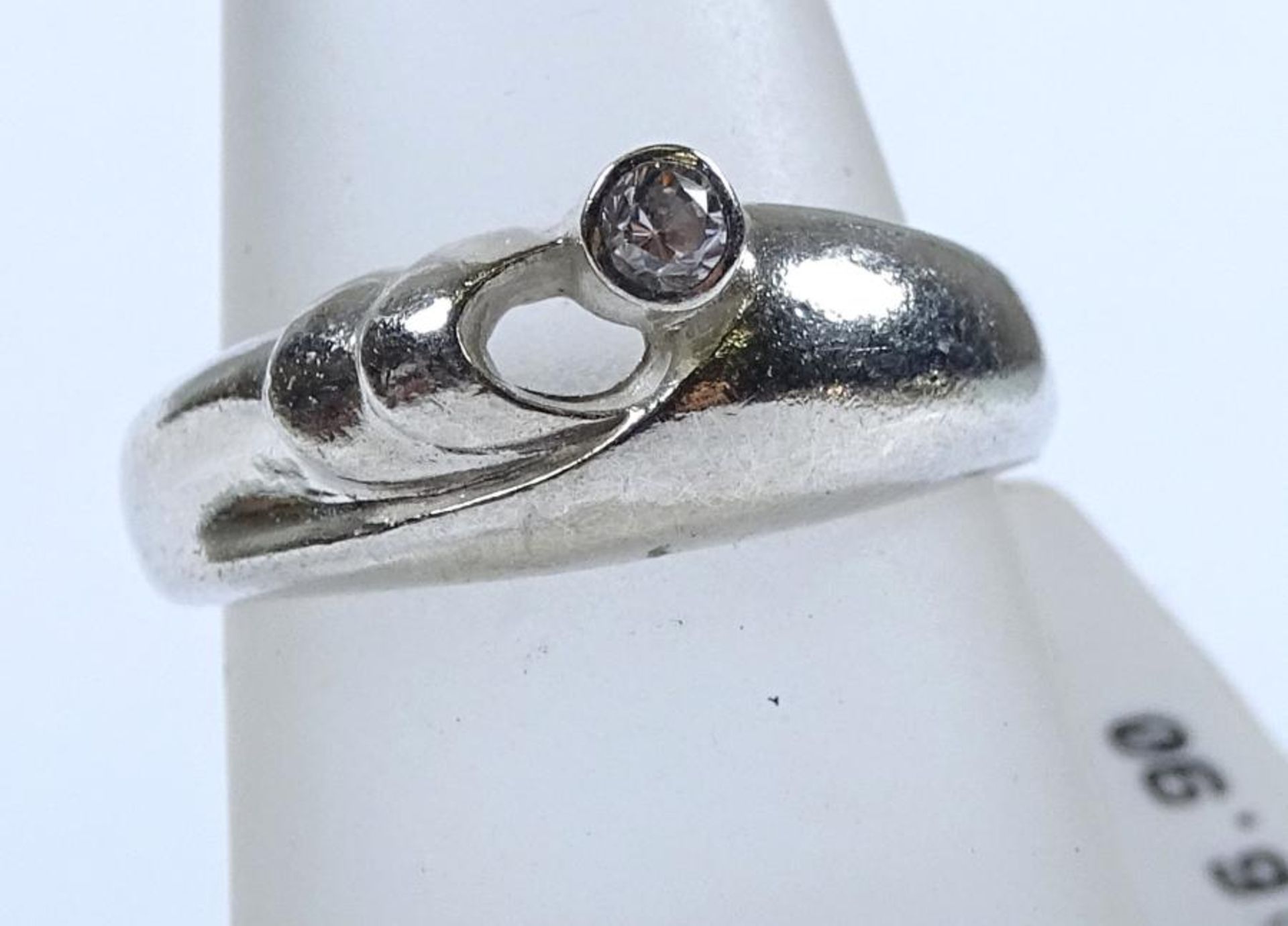 Ring,Silber -925-mit einem Zirkon, 3,90gr., RG 53,Neu und ungetragen aus Juweliersauflösung, evtl. - Bild 2 aus 5