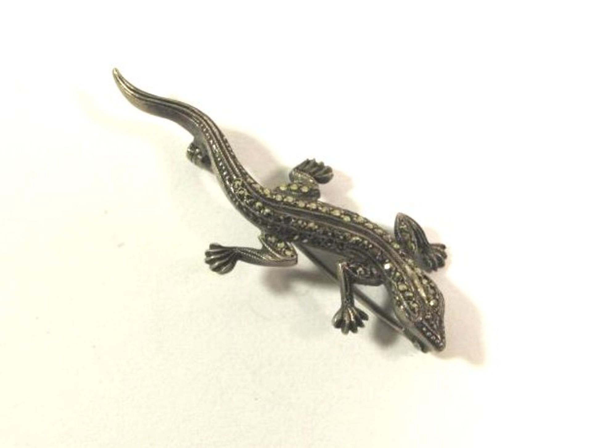 Salamander-Brosche, 835er Silber, Markasitenbesatz, 6,8g, L-5,5cm.