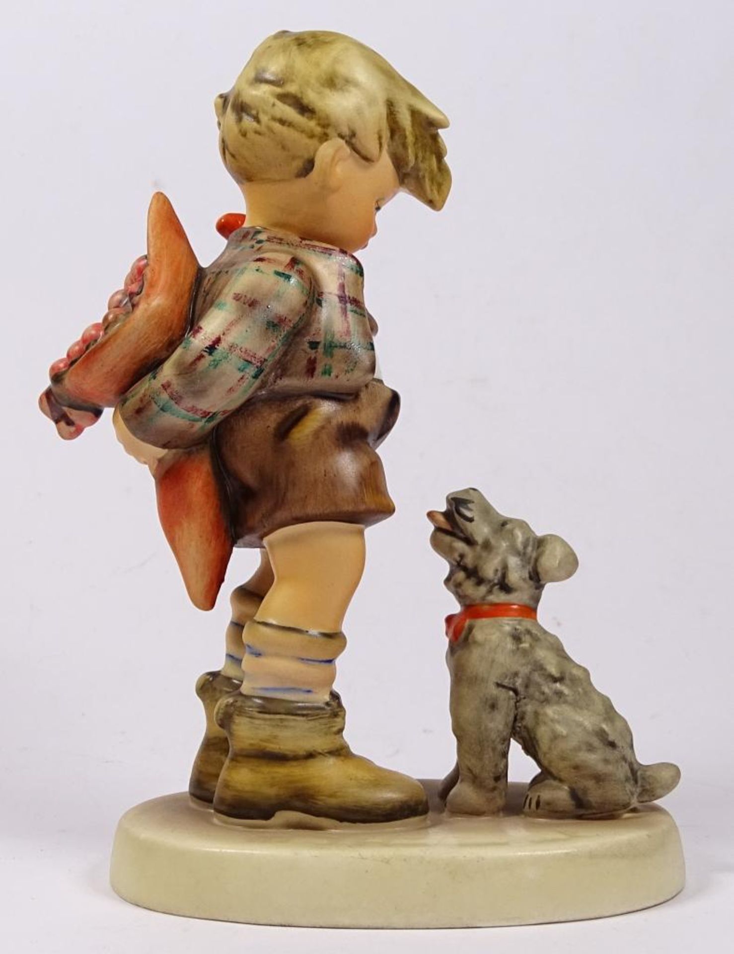 Hummelfigur "Junge mit Hund" Mod. Nr. 317, gut erhalten, H-14 cm