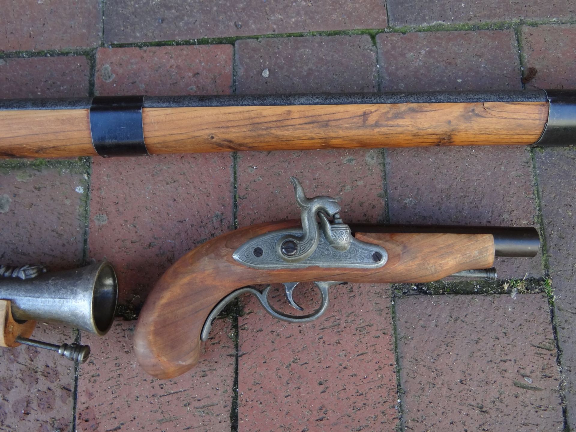 3x Deko-Waffen nach alten Vorbildern, L-max. 126 cm - Bild 4 aus 8