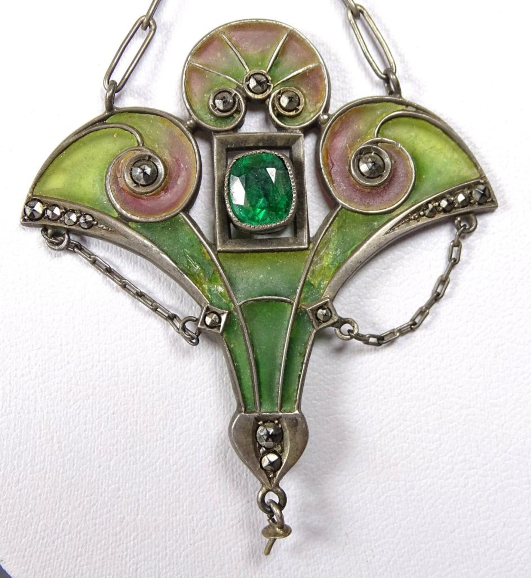 Jugendstil Collier um 1900,Pique a Plaque,Markasiten Besatz, grüner Stein,kl.Perle fehlt,ca.L- 50, - Bild 3 aus 5