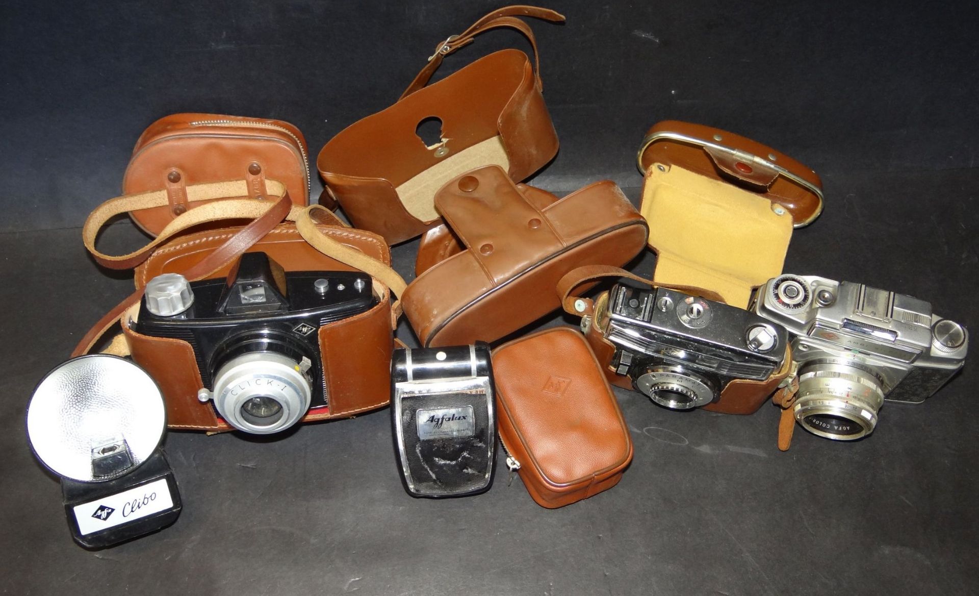 3x Agfa-Fotoapparate in Taschen mit Zubehör, Click 1, Ambi Silette und Parama - Bild 3 aus 5
