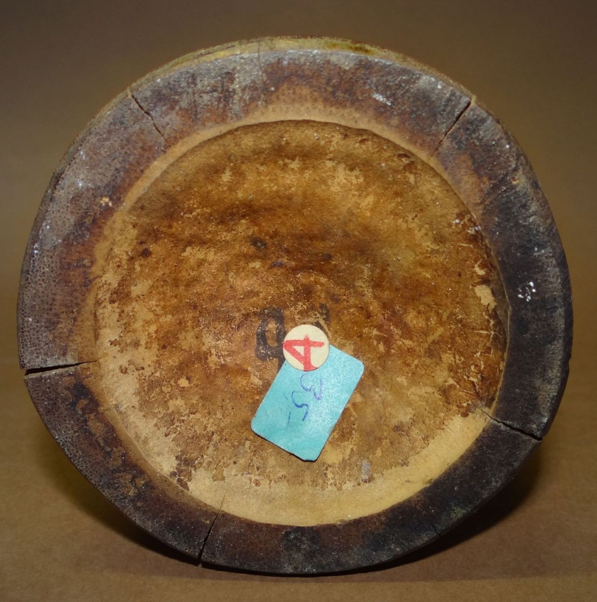 Pinselhalter, Holz beschnitzt, Spannungsriss, H-17 cm, D-7,5 cm - Bild 5 aus 5