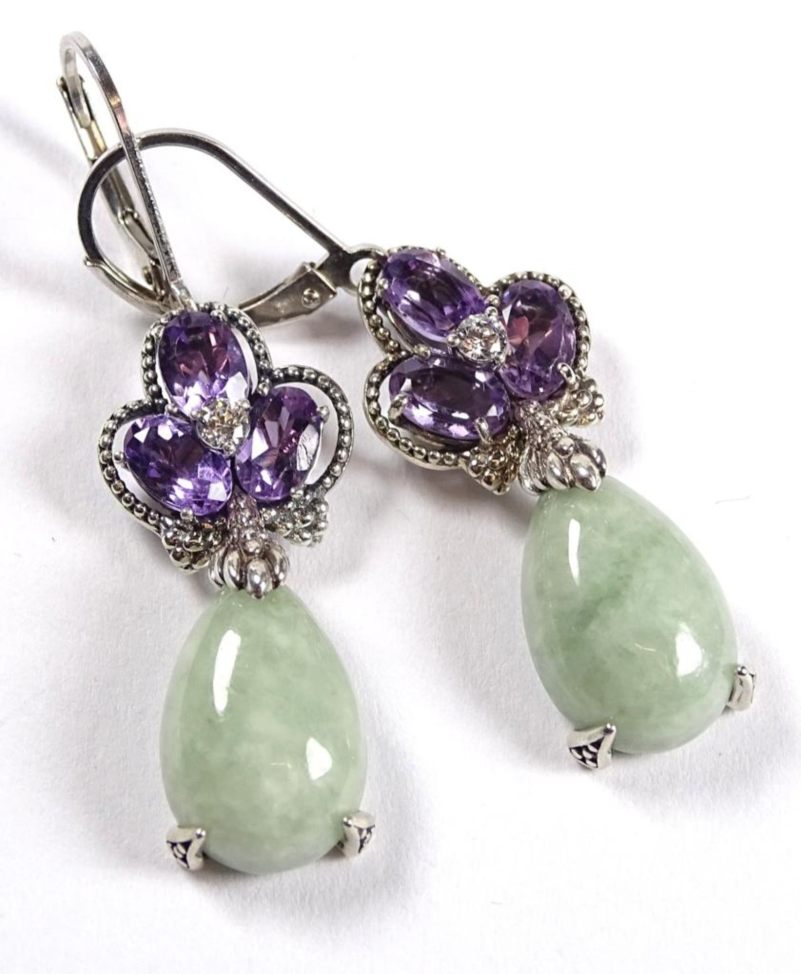 Paar Ohrringe,Silber -925- Jade und Amethyste,L- 44mm, zus.7,6gr.