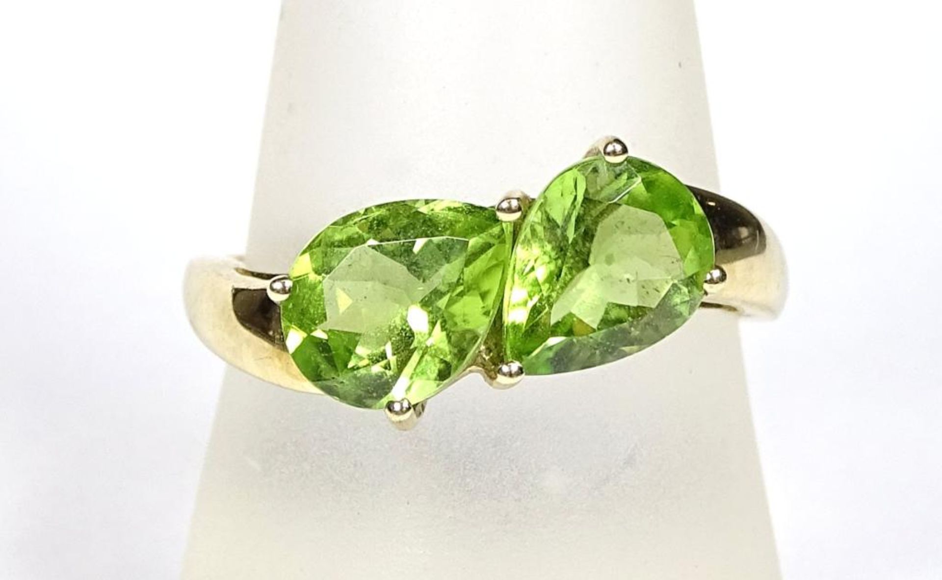 Goldring 375er, wohl Peridot,3,2gr., RG 60