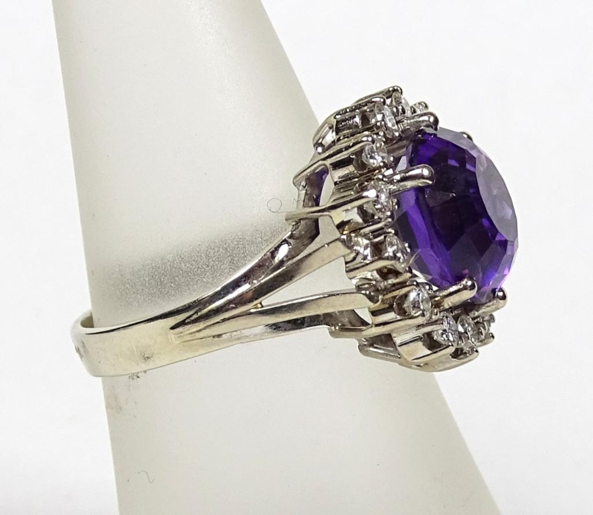 Weissgold Ring 585/000, Amethyst,14 Brillanten zus. 0,48ct.,w-vvs, 4,81gr., RG 54 - Bild 4 aus 8