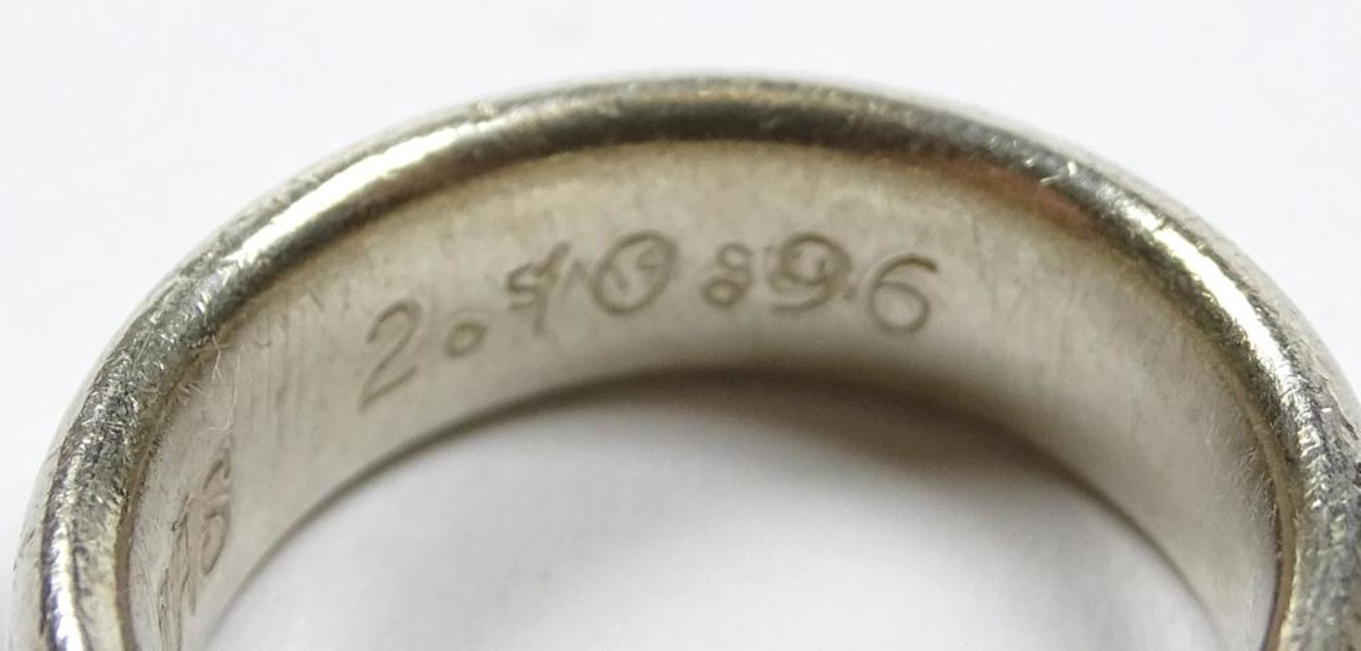 Ring,Silber,Smaragde,Tragespuren,Gravur, ein Stein ist beschädigt, 9,2gr.,RG 5 - Bild 5 aus 5