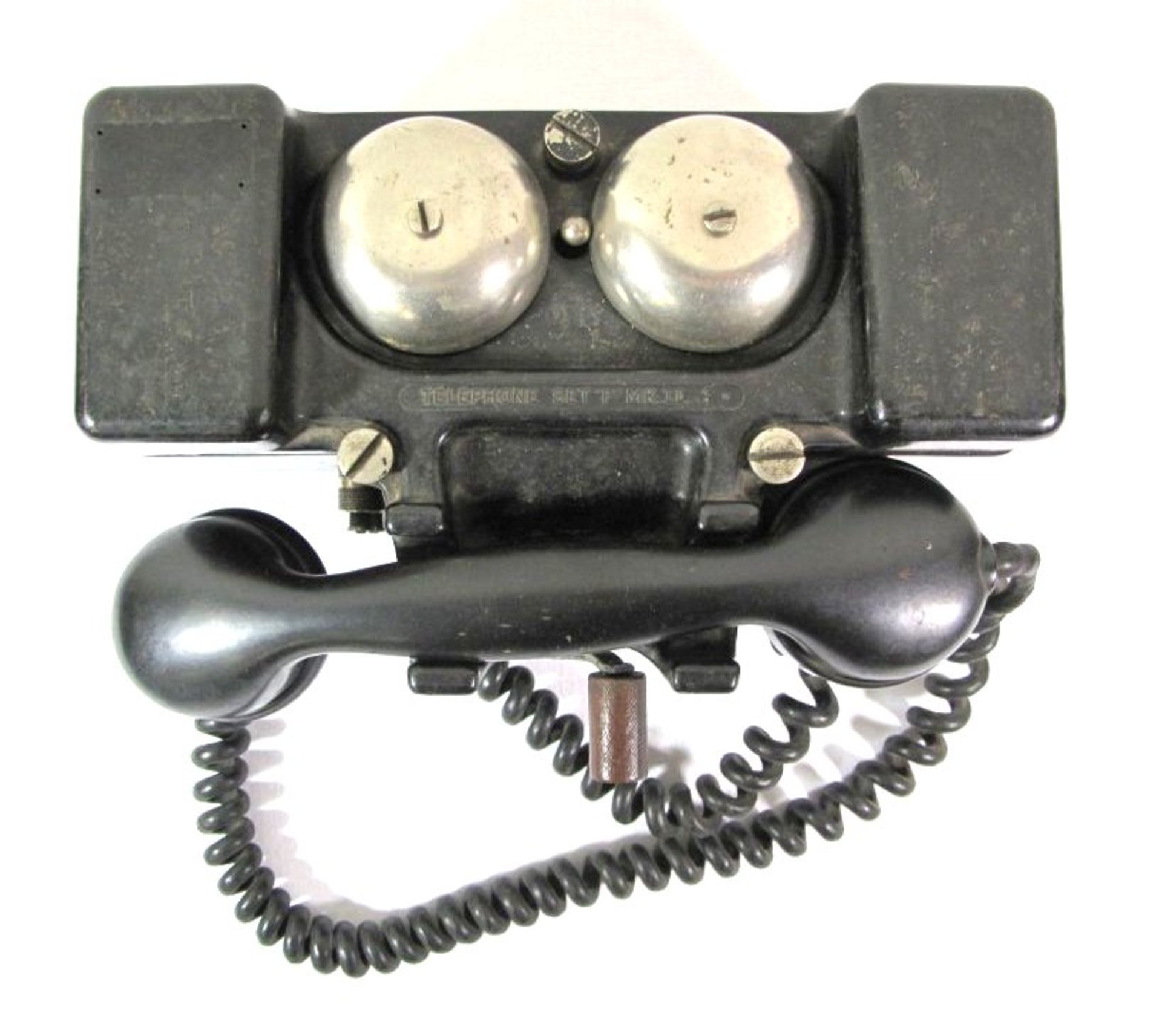 Feldtelefon, wohl England, Telephone Set "F" MK II, Funktion nicht geprüft, H-14,5cm B-25cm. - Bild 2 aus 3