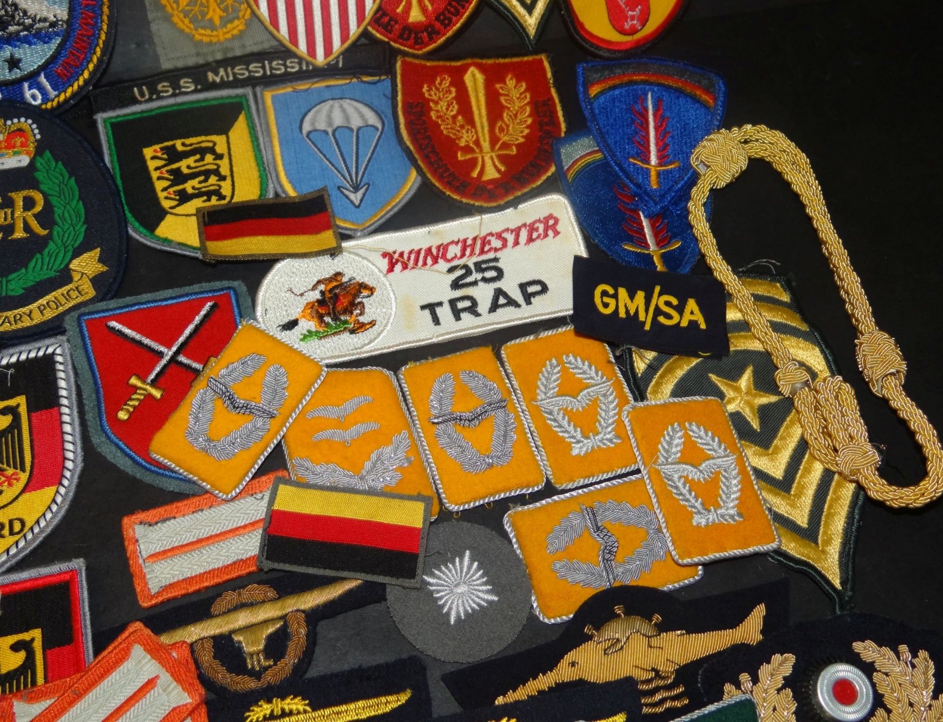 gr. Lot div. Stoffabzeichen, hpts militärisch, Marine, Polizei, viel US - Bild 5 aus 7