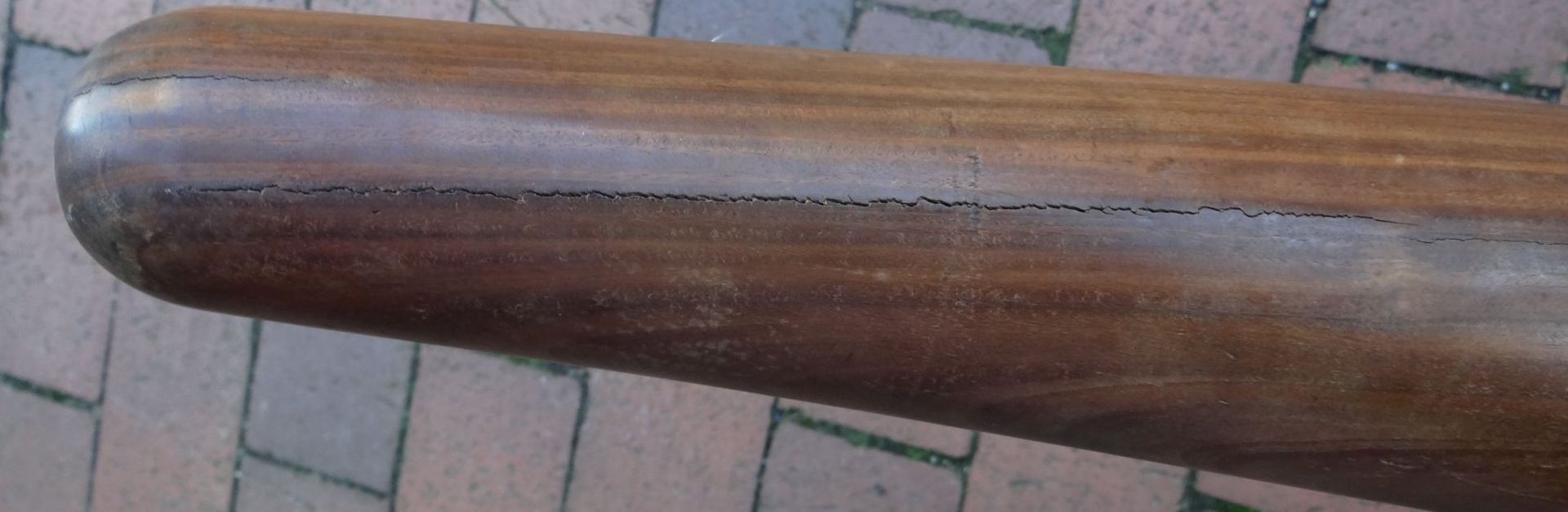 hohe Holz-Poller oder ähnliches?, angeblich zum Netze Spannen, H-90 cm, schweres poliertes Hol - Bild 3 aus 3