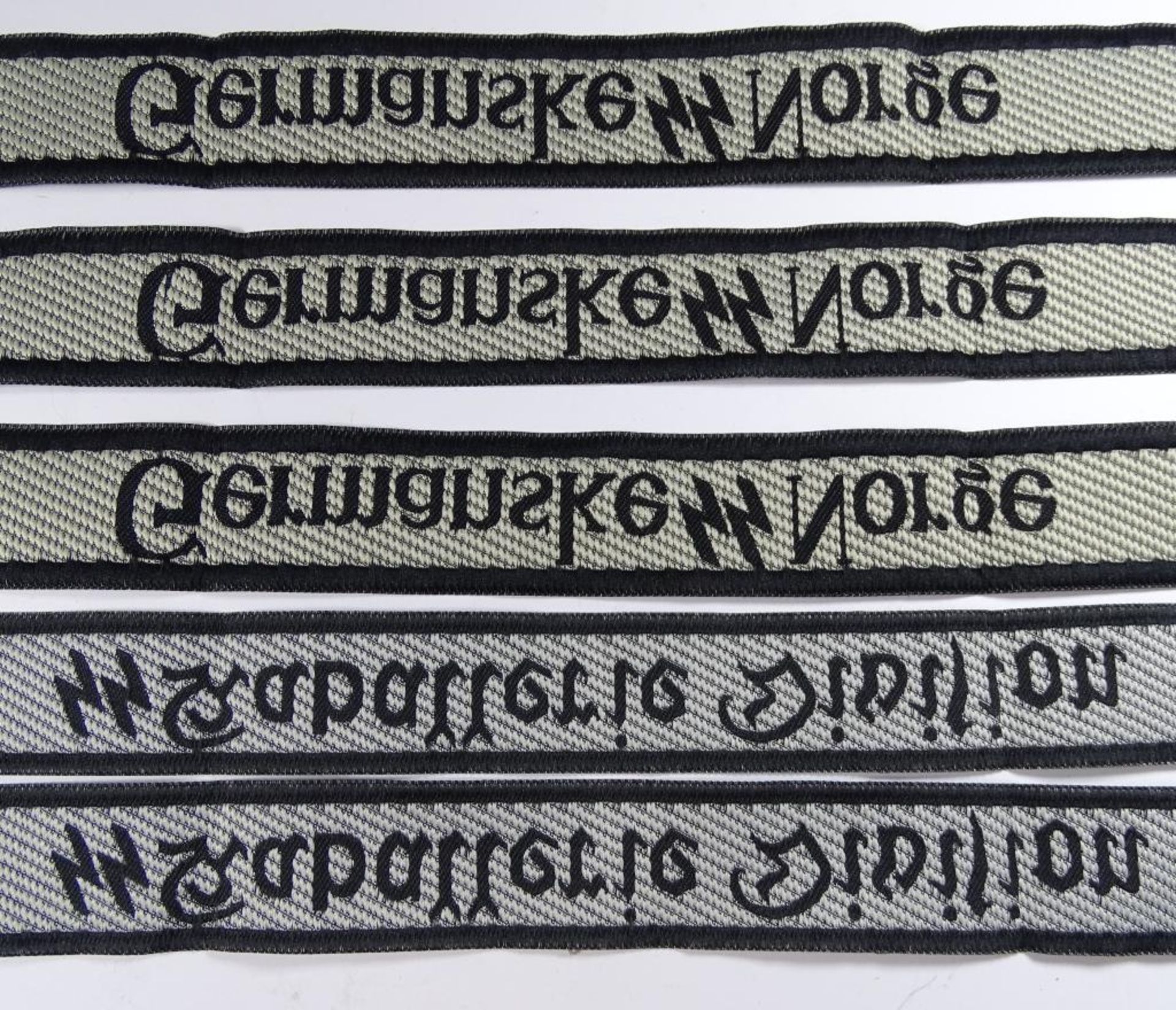 Mützenbänder, "Germanske SS Norge",Sammleranfertigung,L- 43,5 cm, und "Division"L- 44 - Bild 4 aus 4