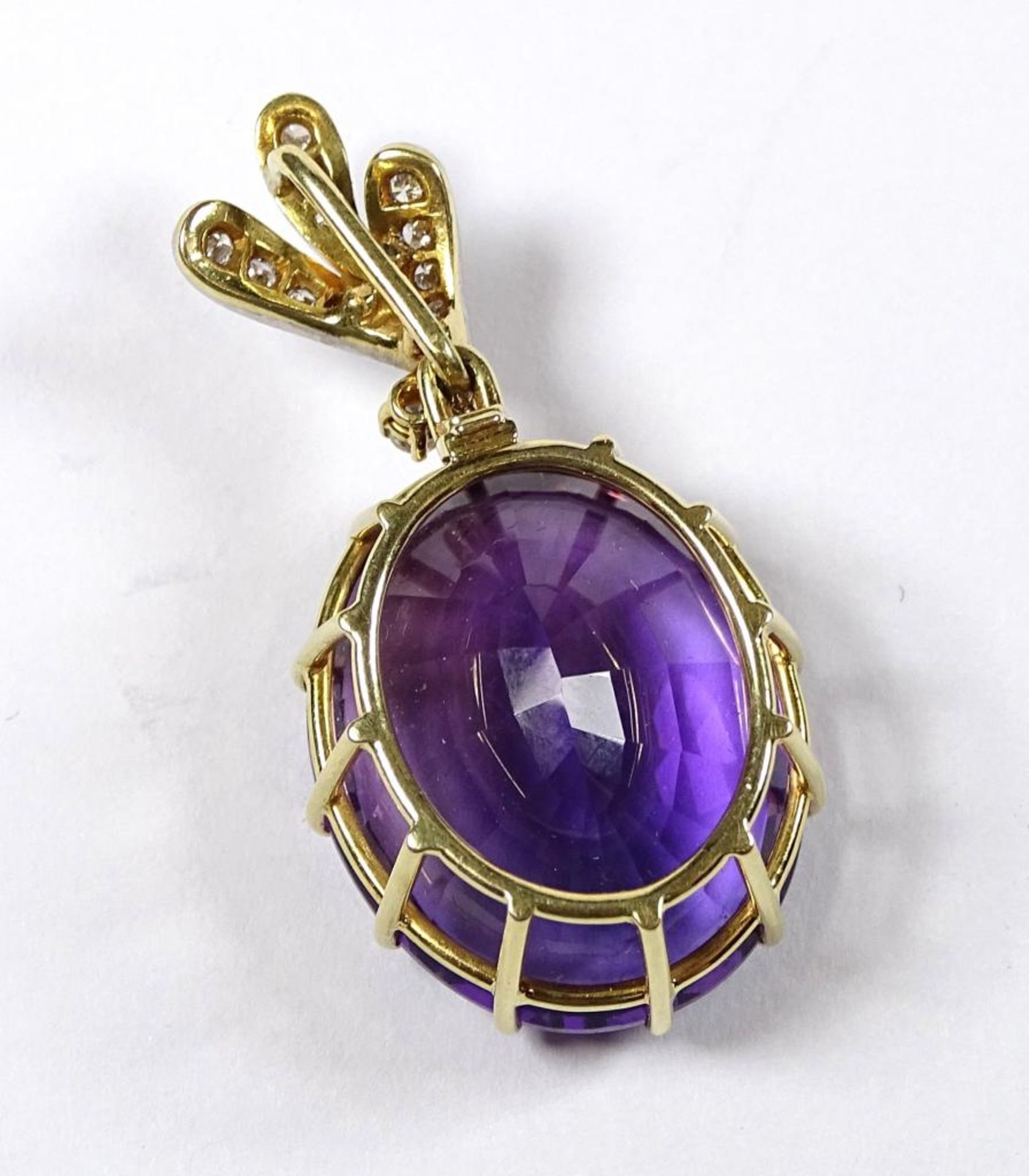 Goldanhänger 750er, Amethyst und Brillanten, 36x19mm, 9,9gr - Bild 2 aus 2