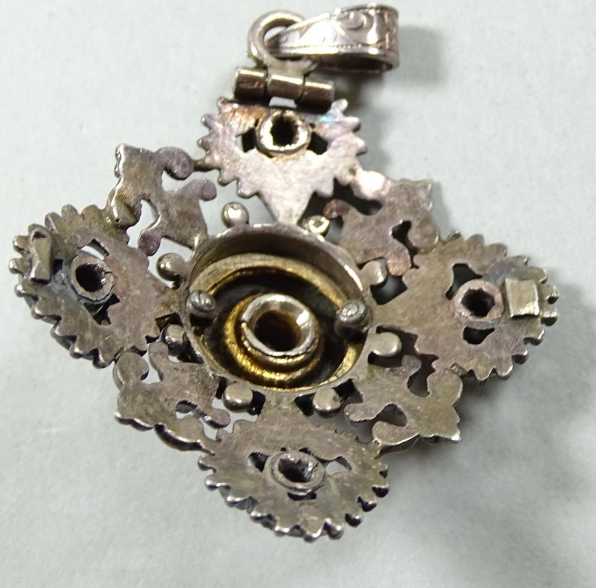 Barocker Anhänger, 17/ 18.Jhd., Silber und Gold ,z.T.Emailliert,wohl Augsburg, 3,5x3,5cm, 8,6gr - Bild 4 aus 4