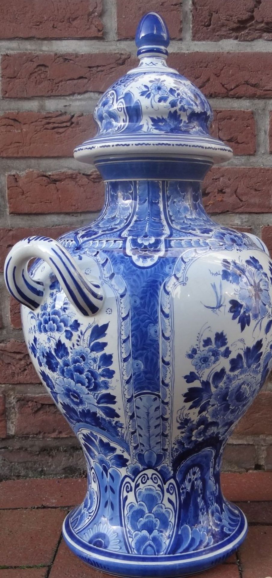 übergrosse Delft-Vase "De porcelyn fles" Blaumalerei, gut erhaten, dat. 1951, H-62 c - Bild 7 aus 10