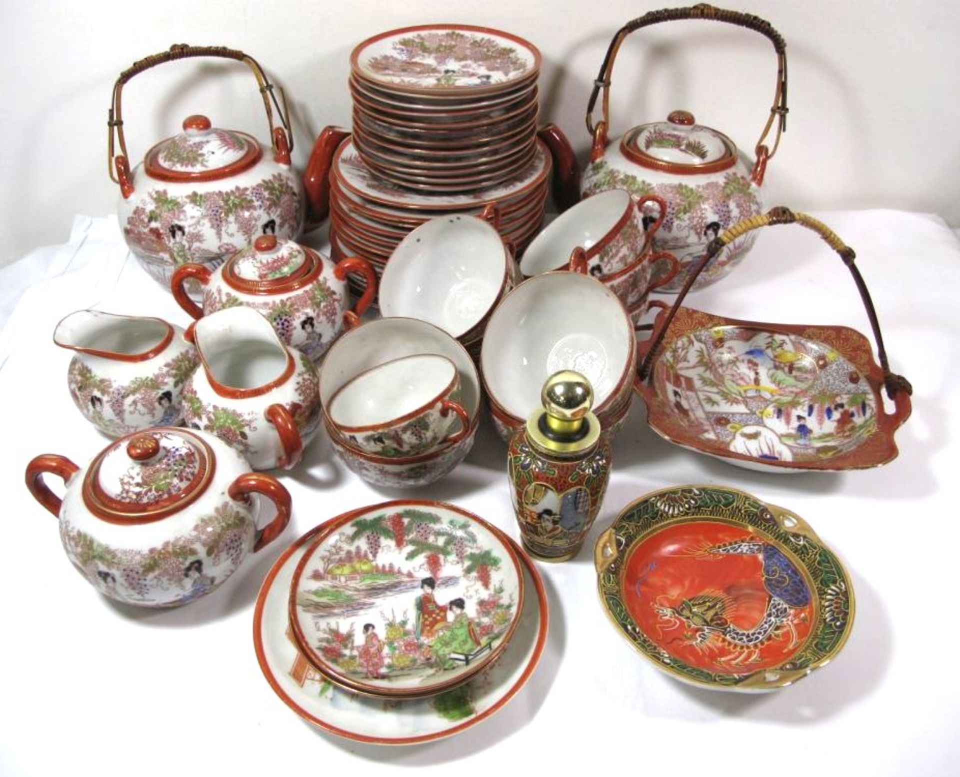 Konvolut div. China-Porzellan, div. Marken, 48 Teile, 2x Tasse mit Riss.