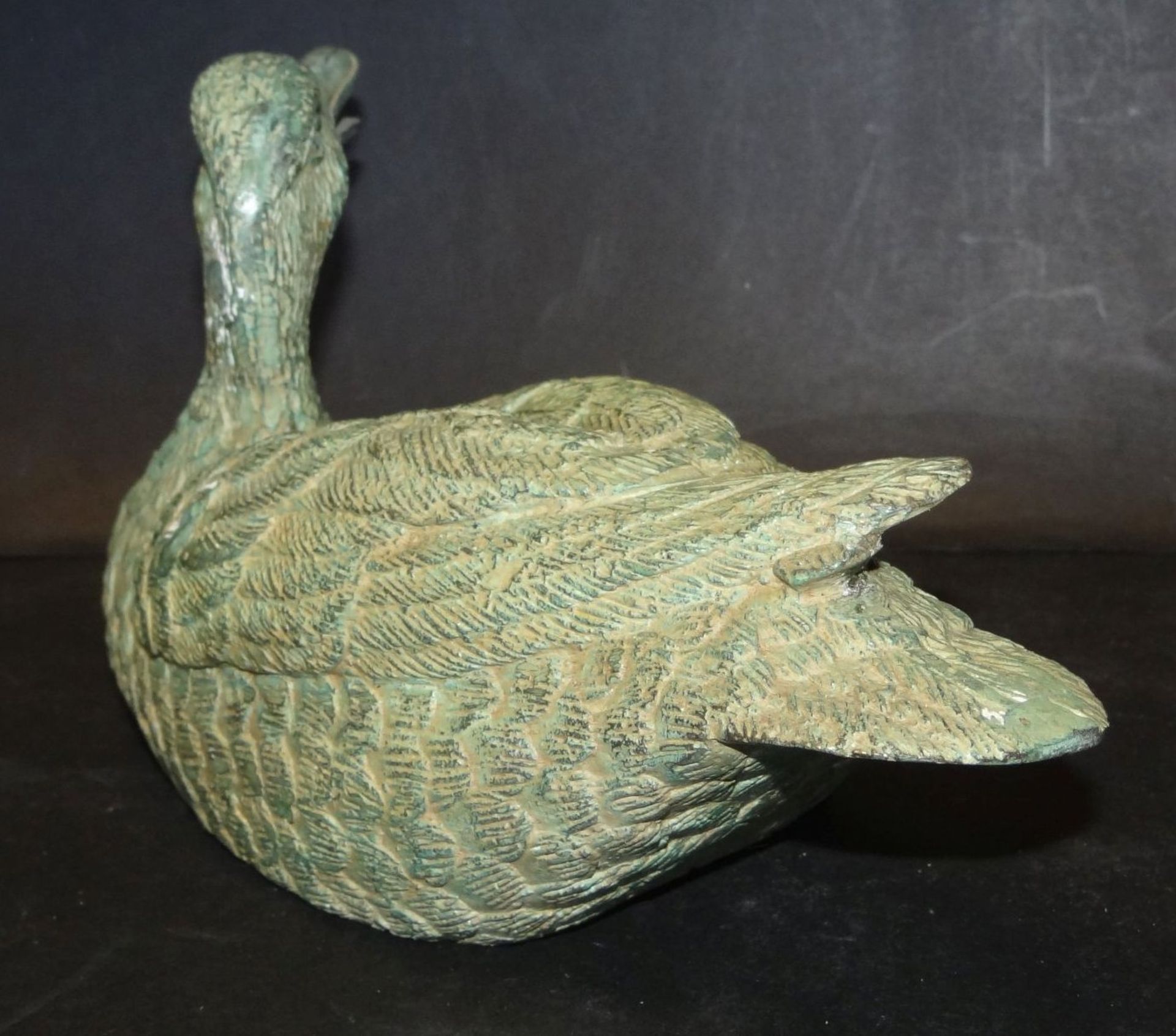 gr. Bronze-Ente, H-12 cm, L-23 cm - Bild 4 aus 5