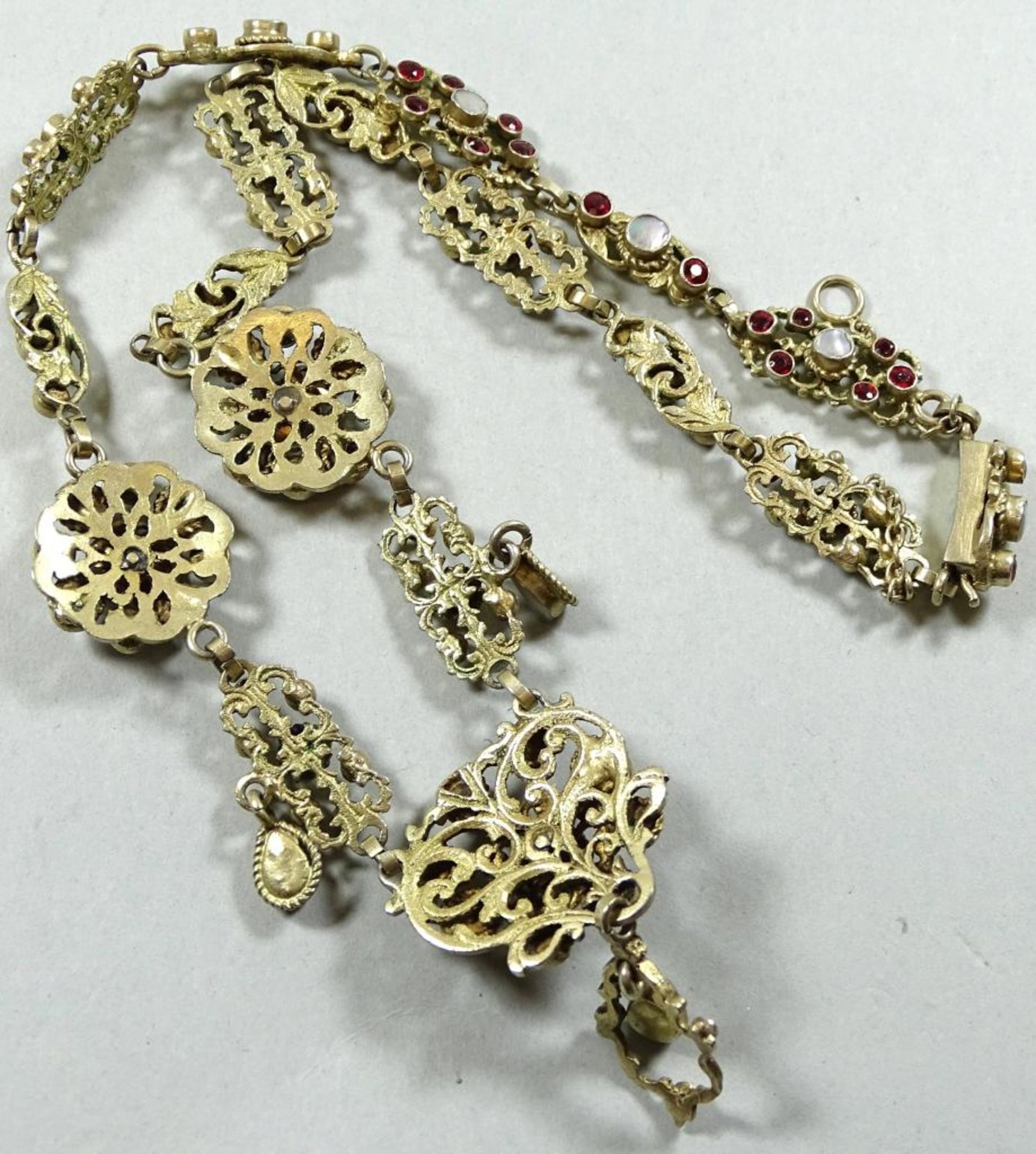 Antikes Collier, 18 Jhd.,Silber Vermeil, besetzt mit zahlreichen Rubinen und Perlmutt oder - Bild 6 aus 6