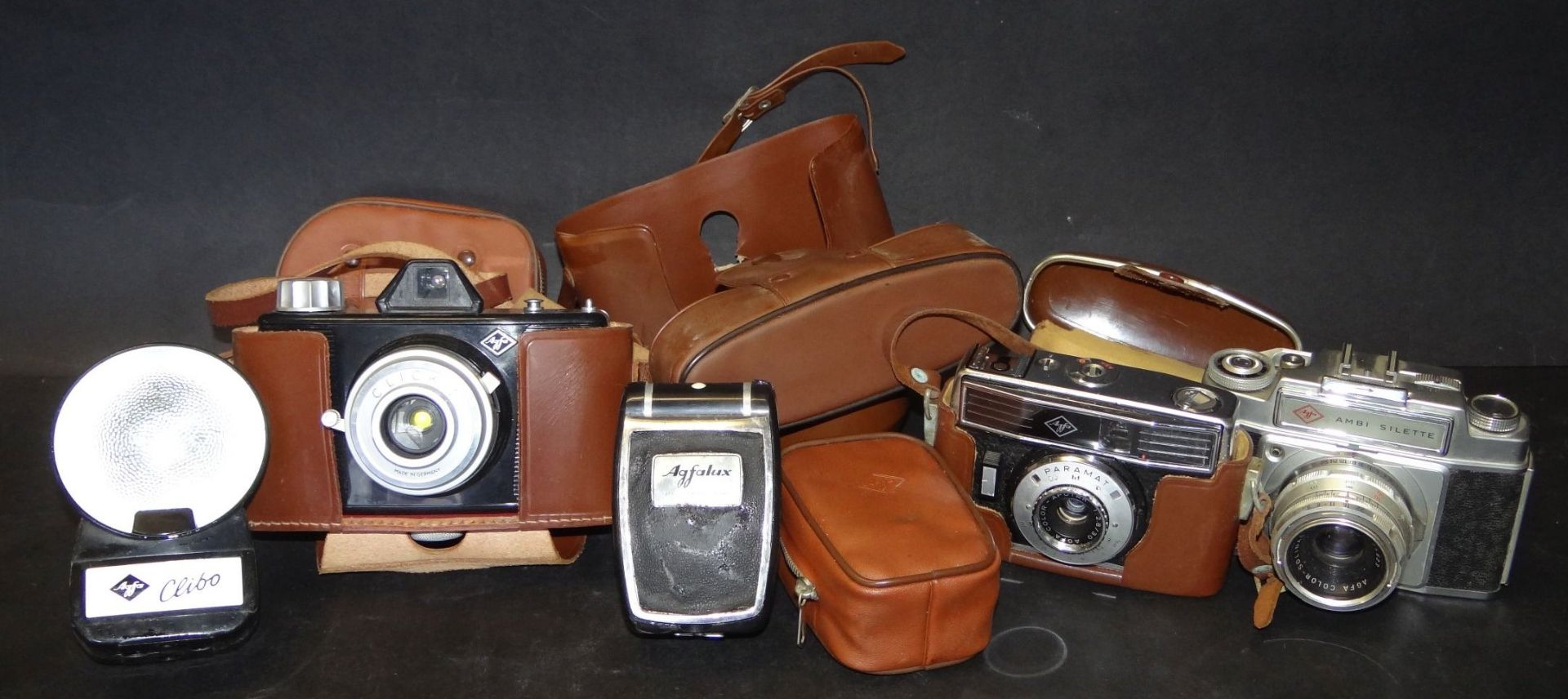 3x Agfa-Fotoapparate in Taschen mit Zubehör, Click 1, Ambi Silette und Parama - Bild 2 aus 5