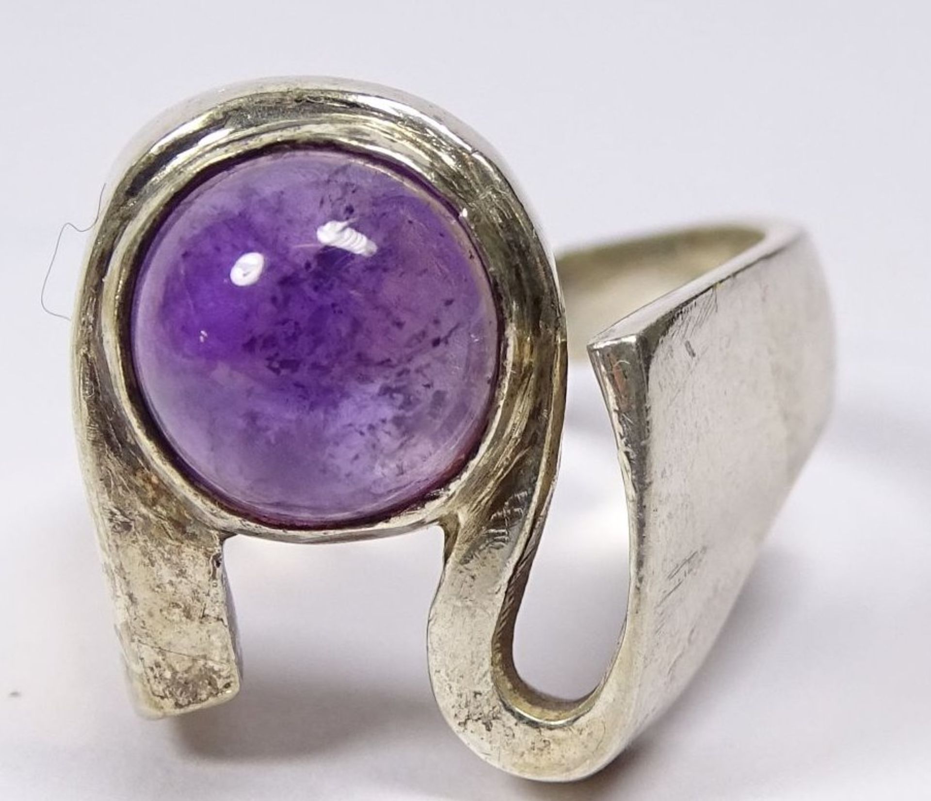 Silberset-925-, Ring, Armreif und Halsreif mit violetten Stein, zus. 36 gr. - Bild 3 aus 5