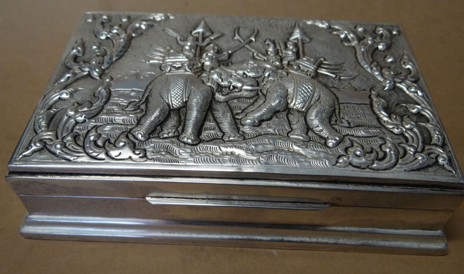 Silber -925- Zigarettendose, Siam, Kampfelefanten, H-3,5 cm, 10x15 cm, 280 gr. - Bild 2 aus 6