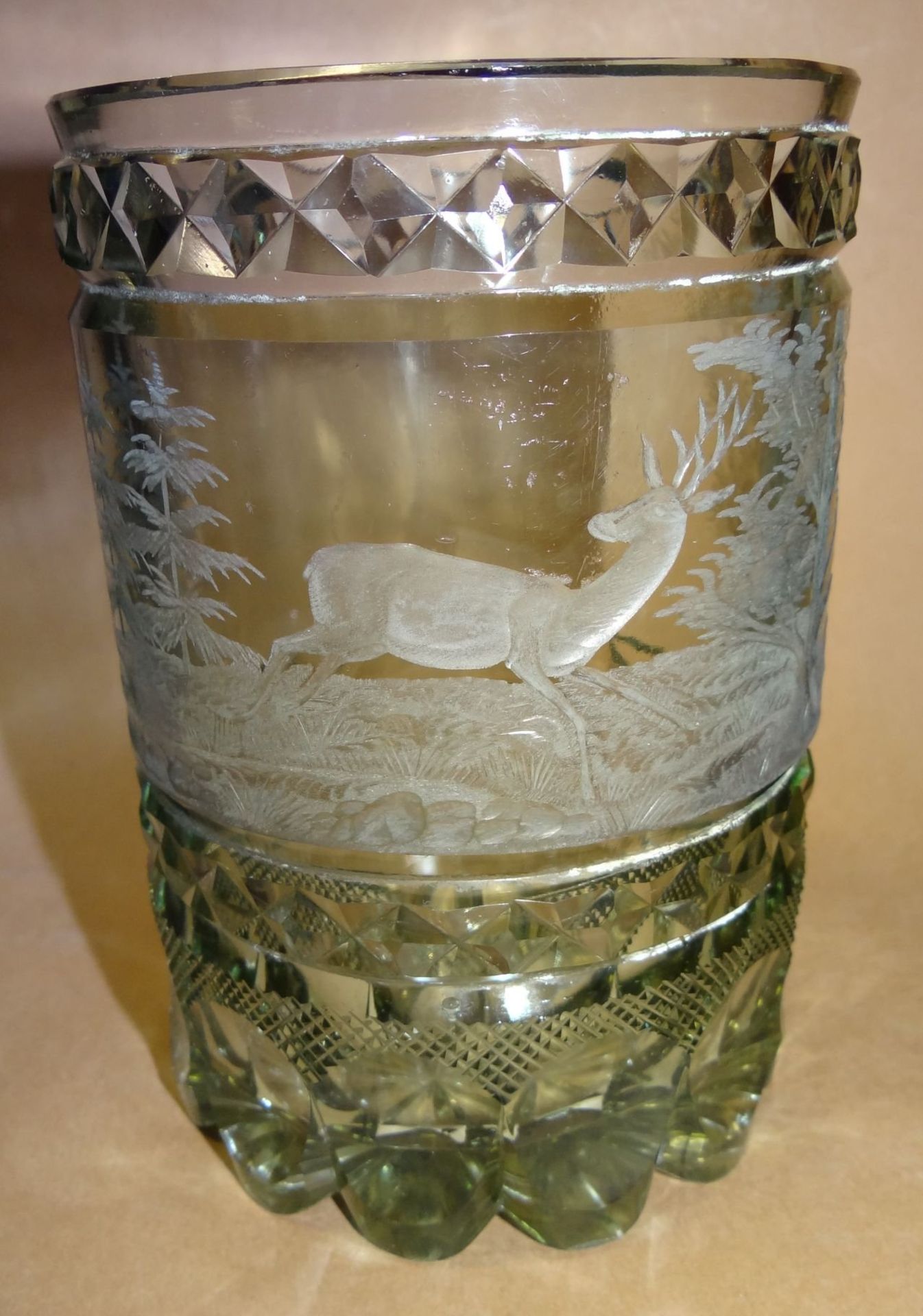 grosses Glas, mit Wildgravur und Bäumen, H-16 cm, D-10,5 c - Bild 3 aus 5