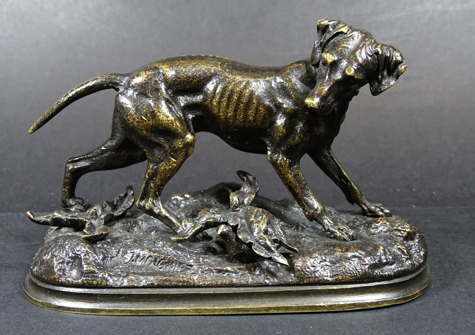 Jules MOIGNIEZ (1835-1894) "Jagdhund mit erlegten Enten", Bronze, signiert, H-8 cm, L-13 cm